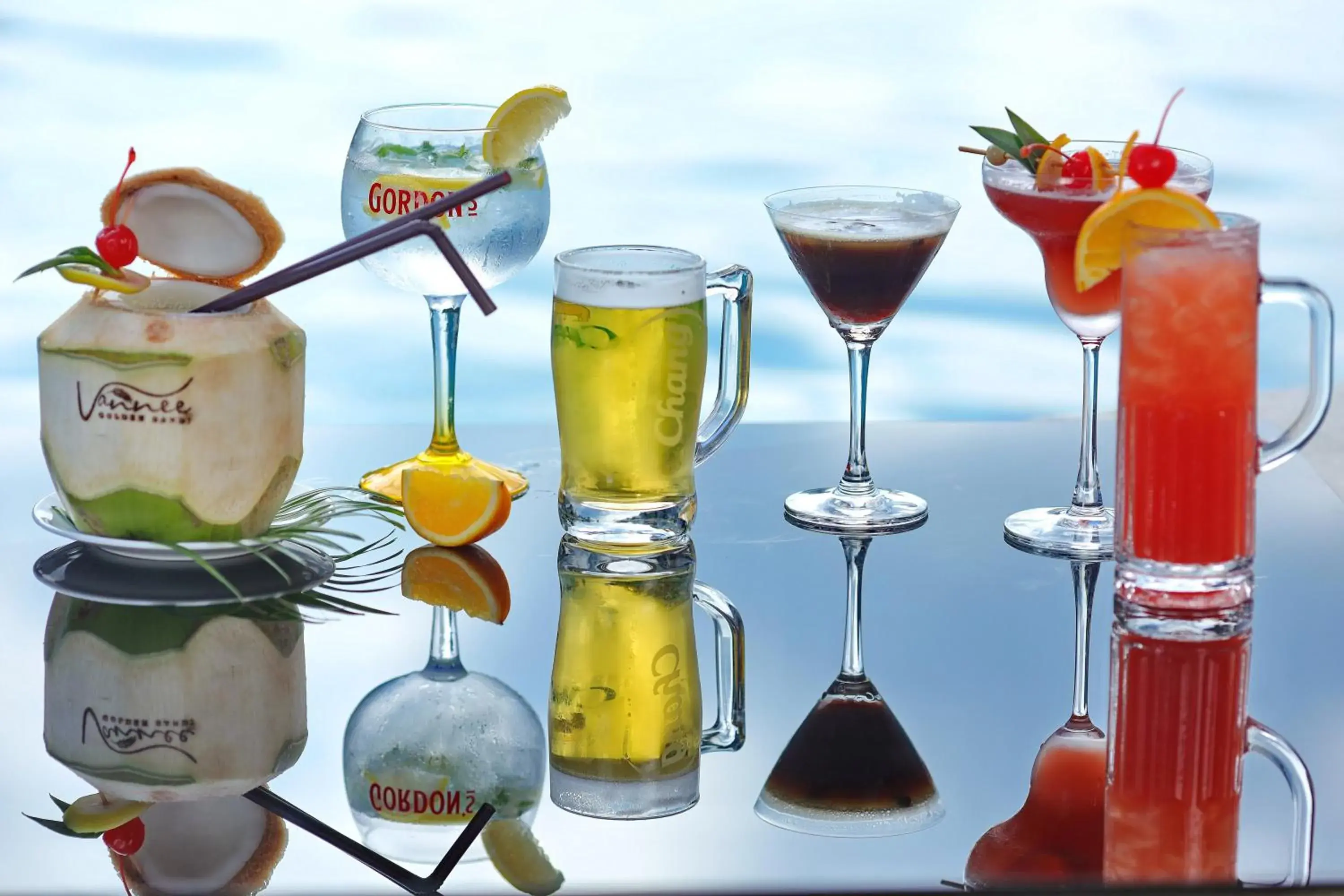 Restaurant/places to eat in Vannee Golden Sands Beachfront Resort Restaurant/places to eat in Vannee Golden Sands Beachfront Resort