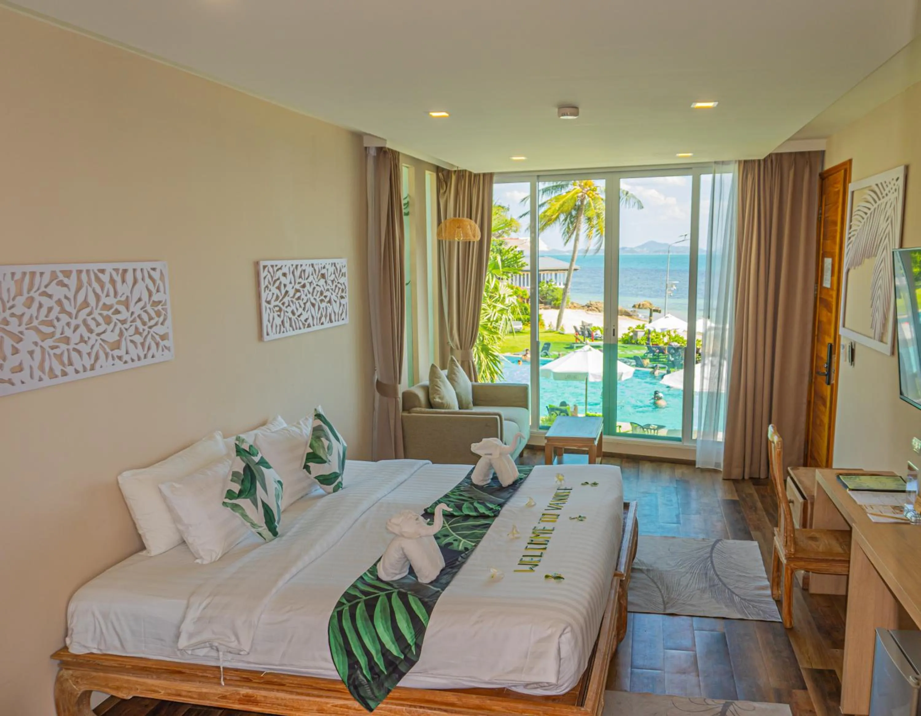 Bed in Vannee Golden Sands Beachfront Resort