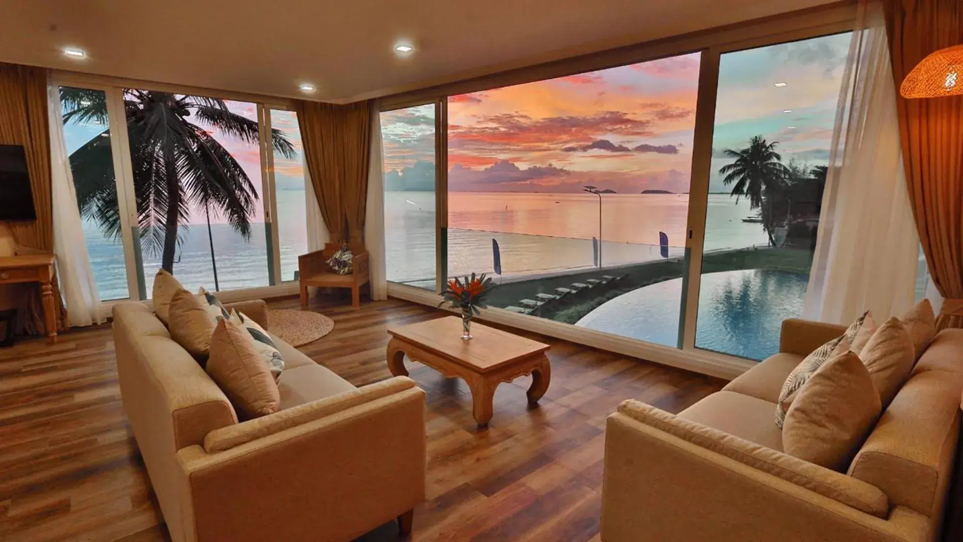 Sea view in Vannee Golden Sands Beachfront Resort Sea view in Vannee Golden Sands Beachfront Resort