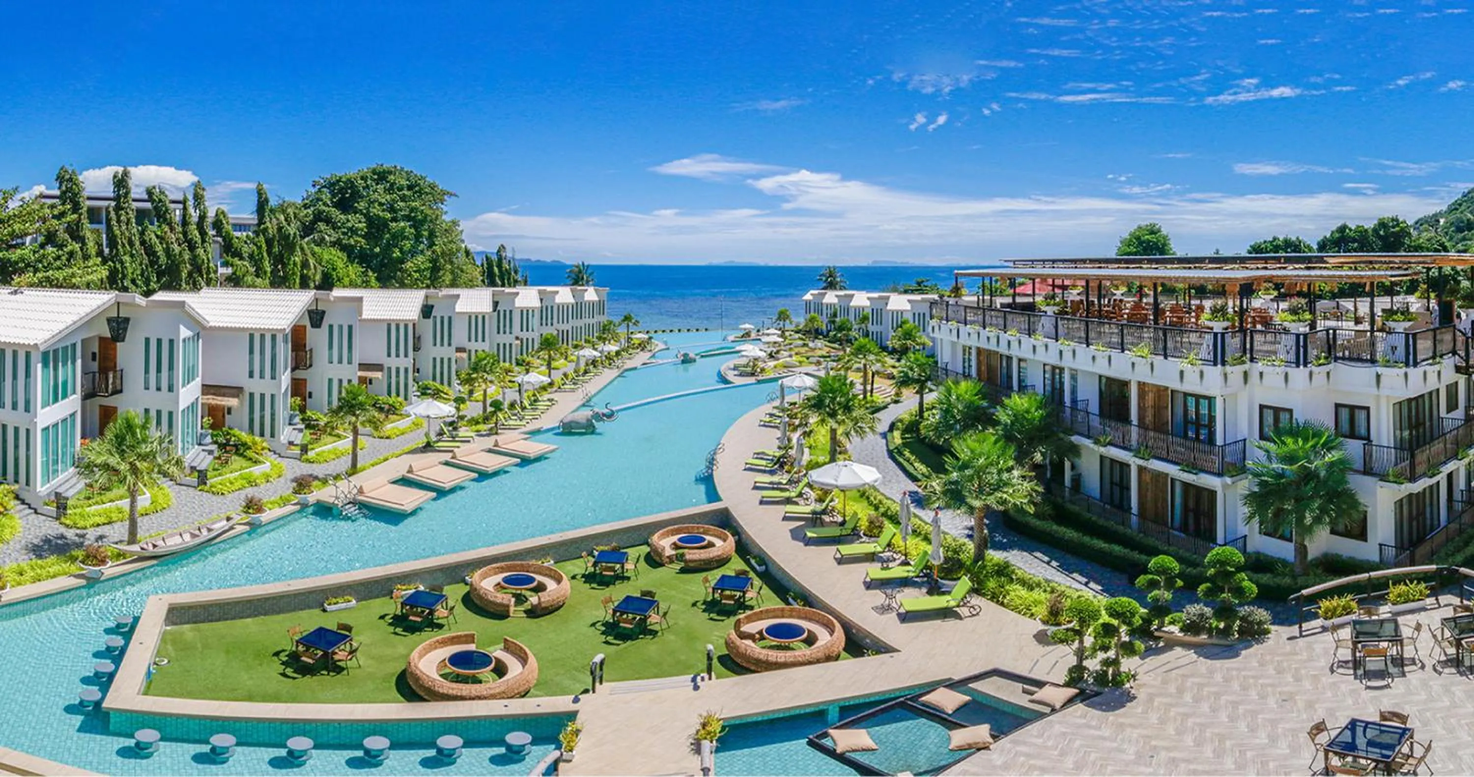 Property building in Vannee Golden Sands Beachfront Resort