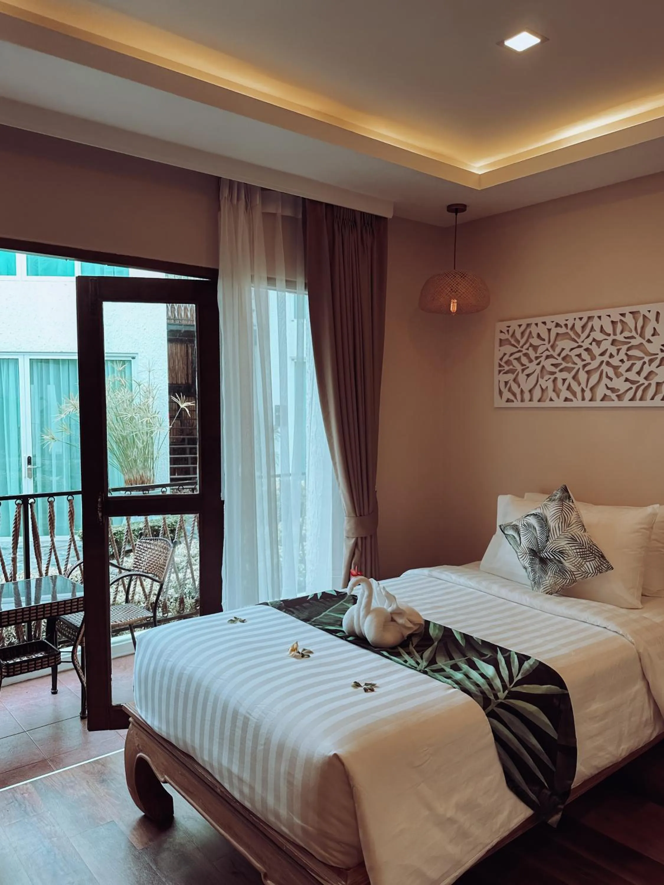 Bedroom, Bed in Vannee Golden Sands Beachfront Resort