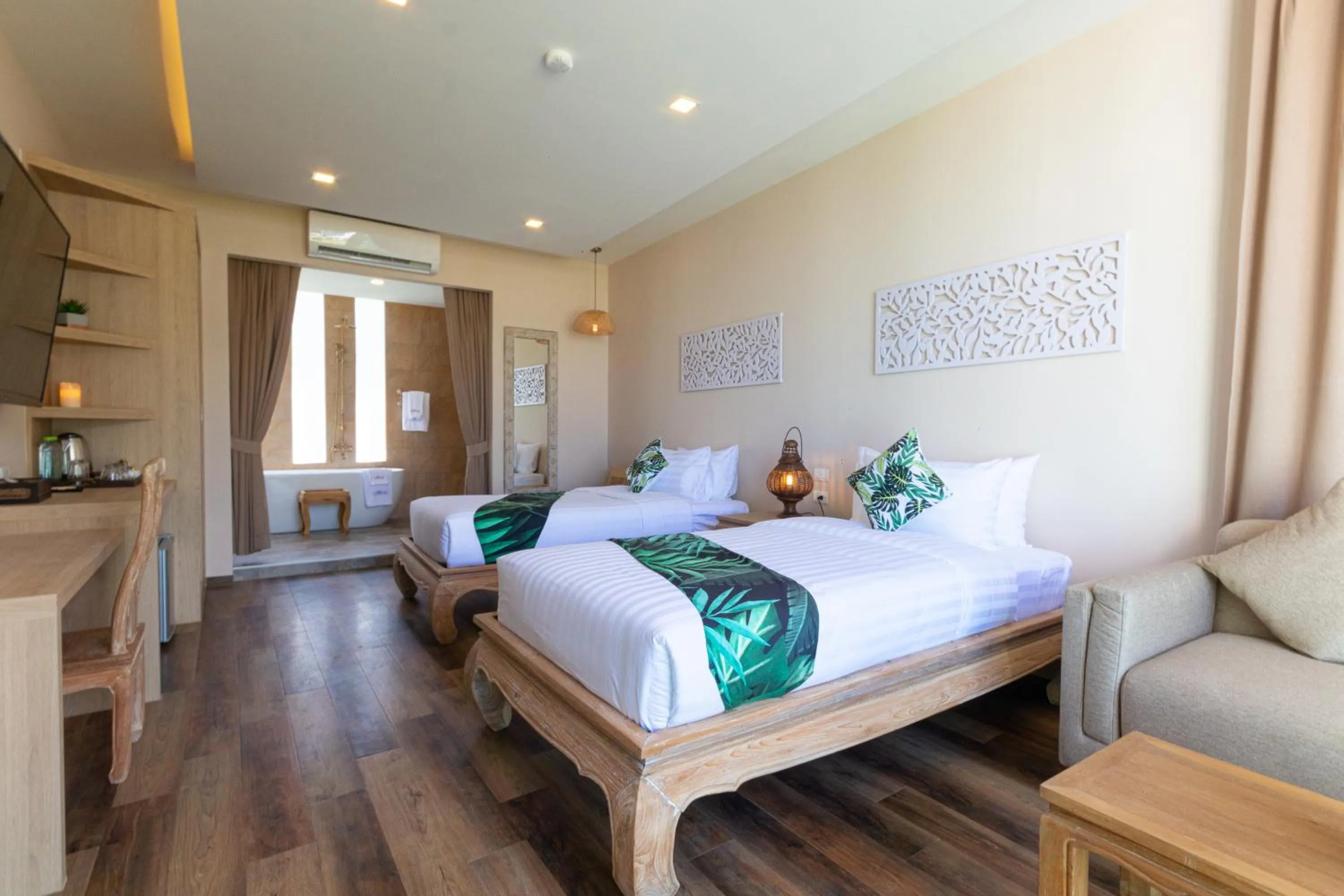 Bed in Vannee Golden Sands Beachfront Resort