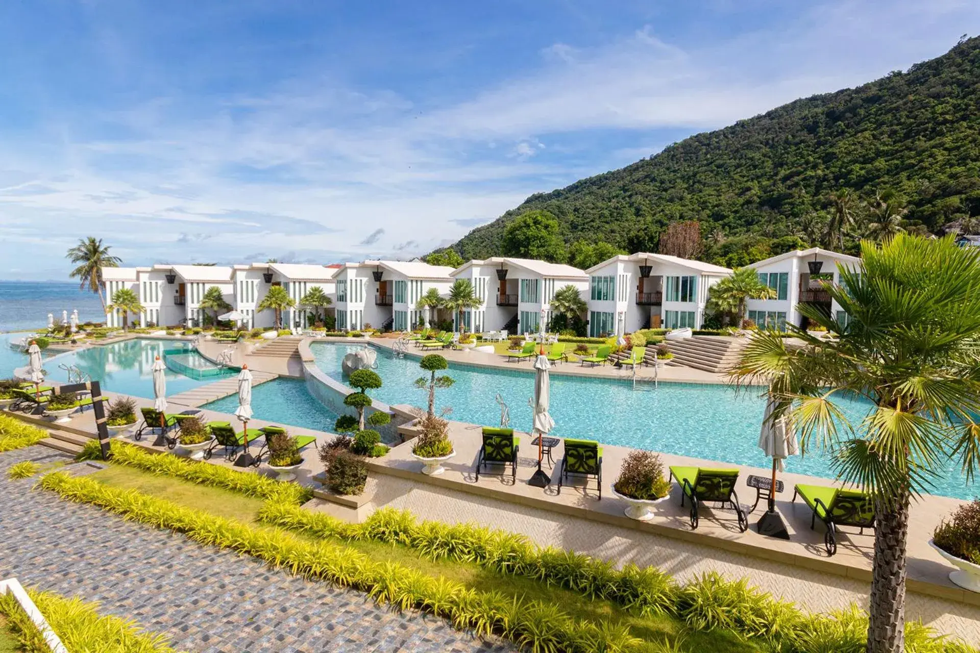 Property building in Vannee Golden Sands Beachfront Resort Property building in Vannee Golden Sands Beachfront Resort