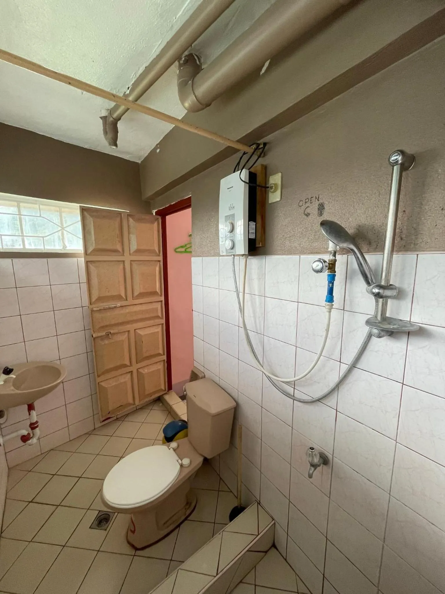 Shower in Sagada Guesthouse