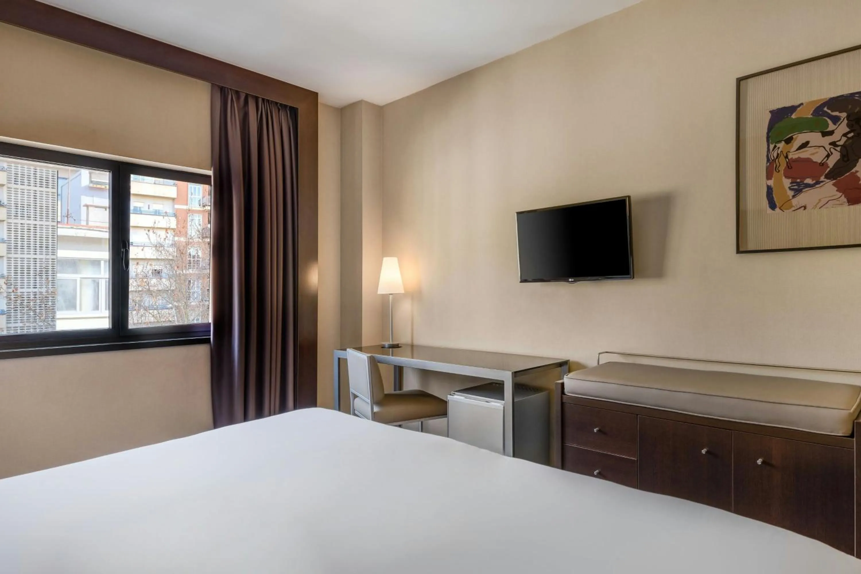 Photo of the whole room, Bed in AC Hotel Zamora by Marriott