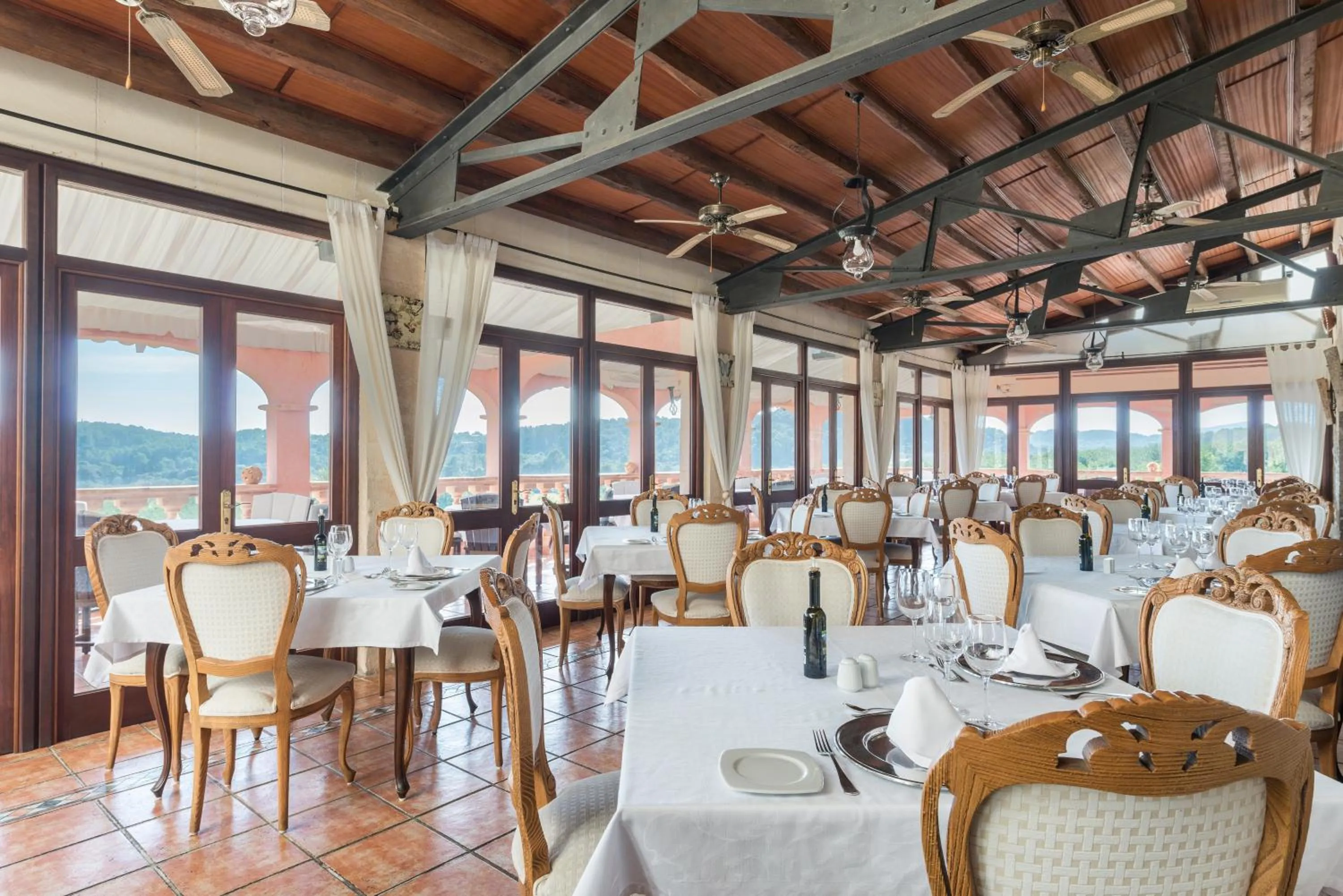 Restaurant/places to eat in Monnaber Nou Finca Hotel & Spa