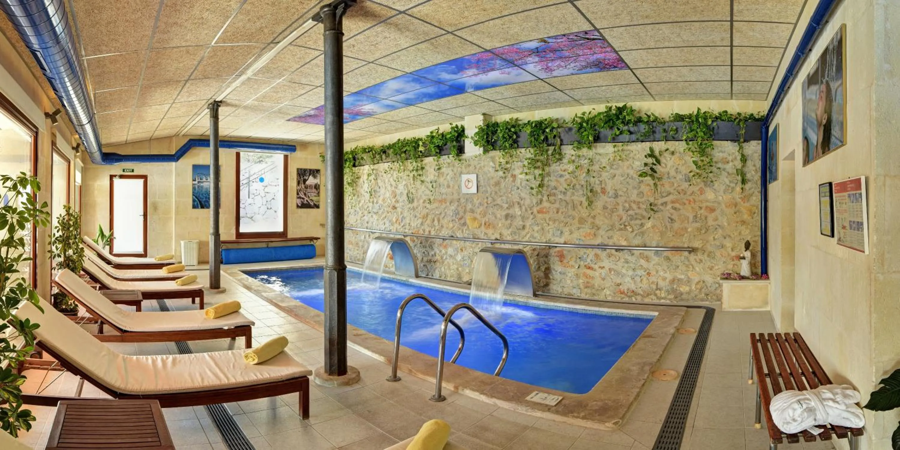 Spa and wellness centre/facilities in Monnaber Nou Finca Hotel & Spa