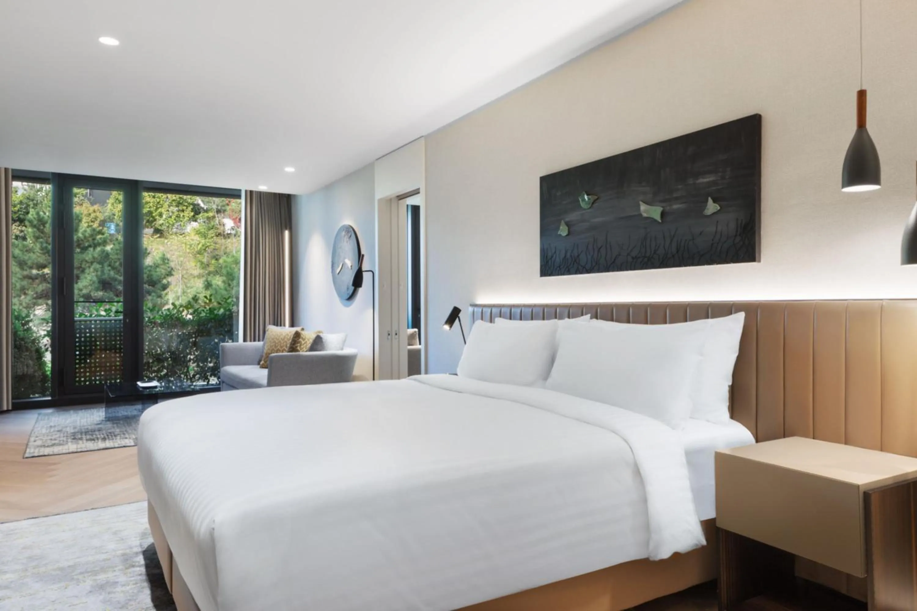 Bedroom, Bed in Marriott Executive Apartments Istanbul Fulya