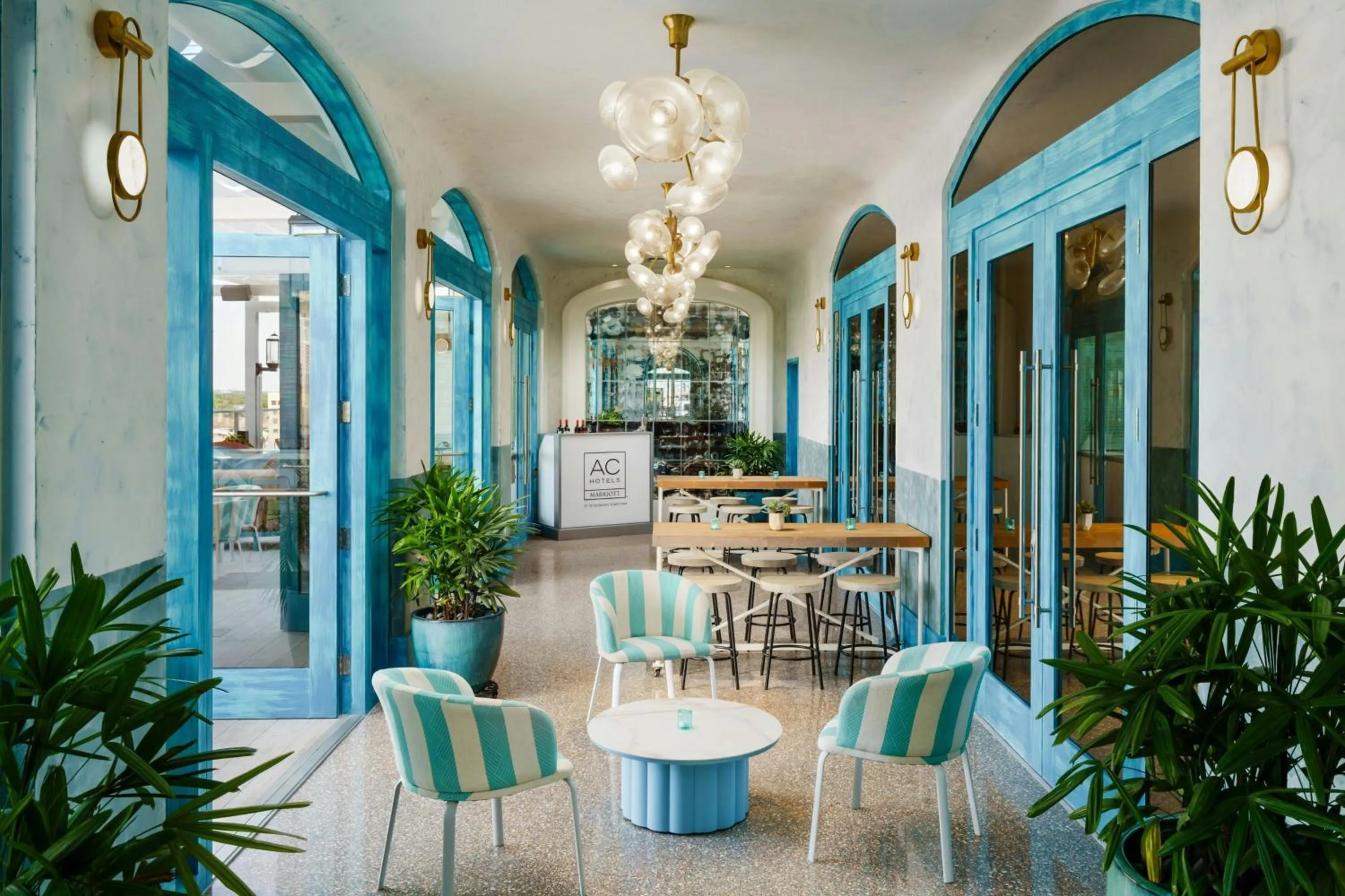 Lounge or bar in AC Hotel St Petersburg Downtown