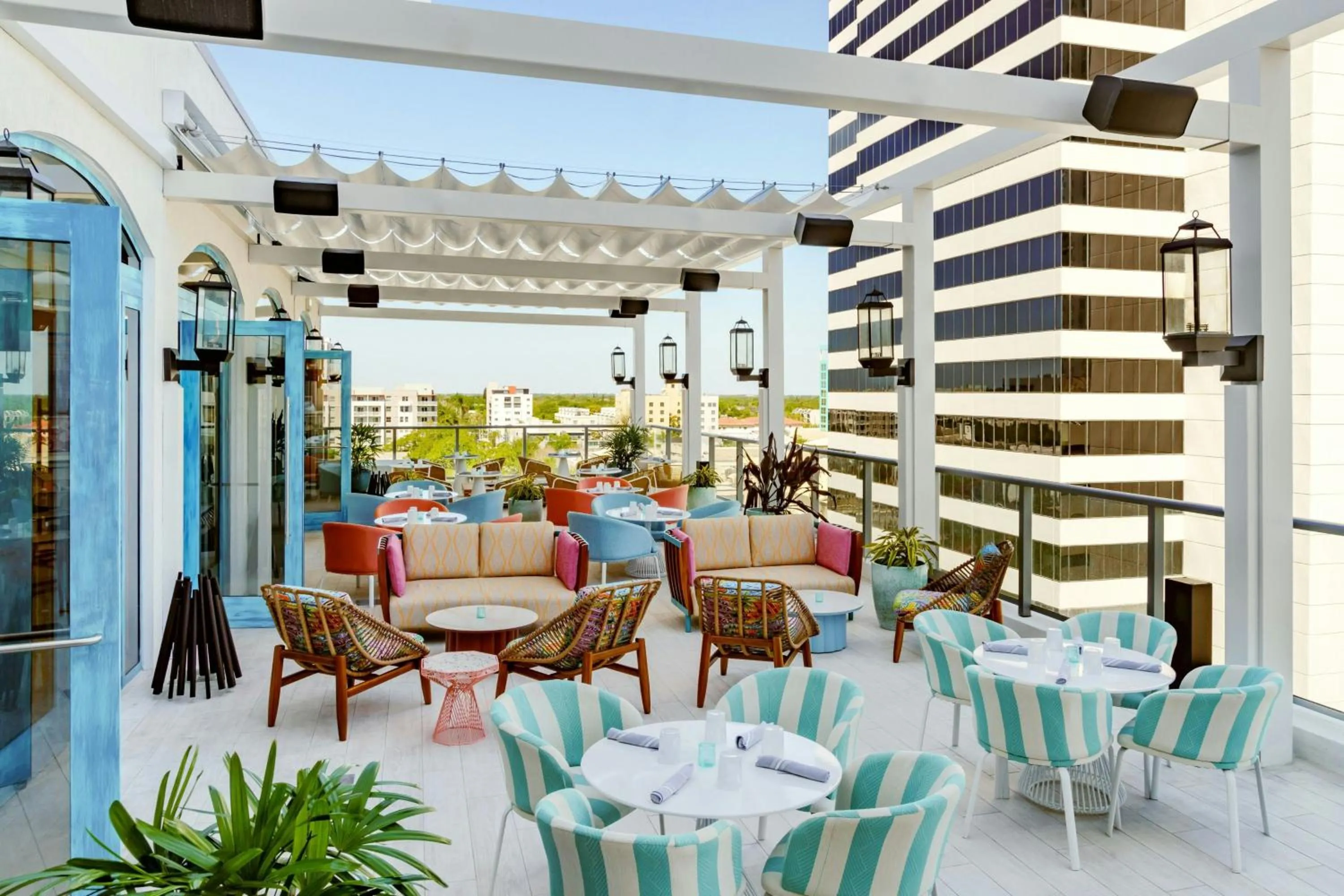 Lounge or bar in AC Hotel St Petersburg Downtown