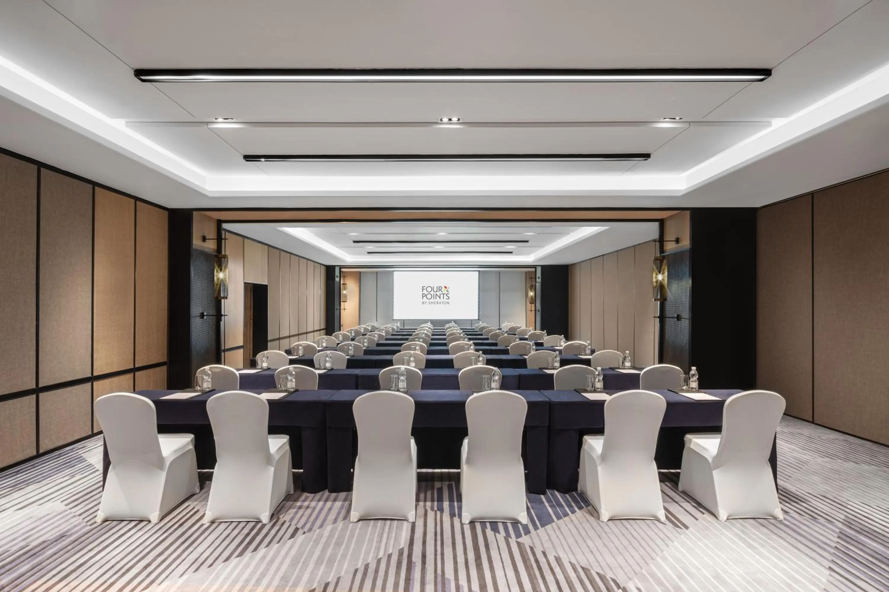 Meeting/conference room in Four Points by Sheraton Chongqing, Yongchuan