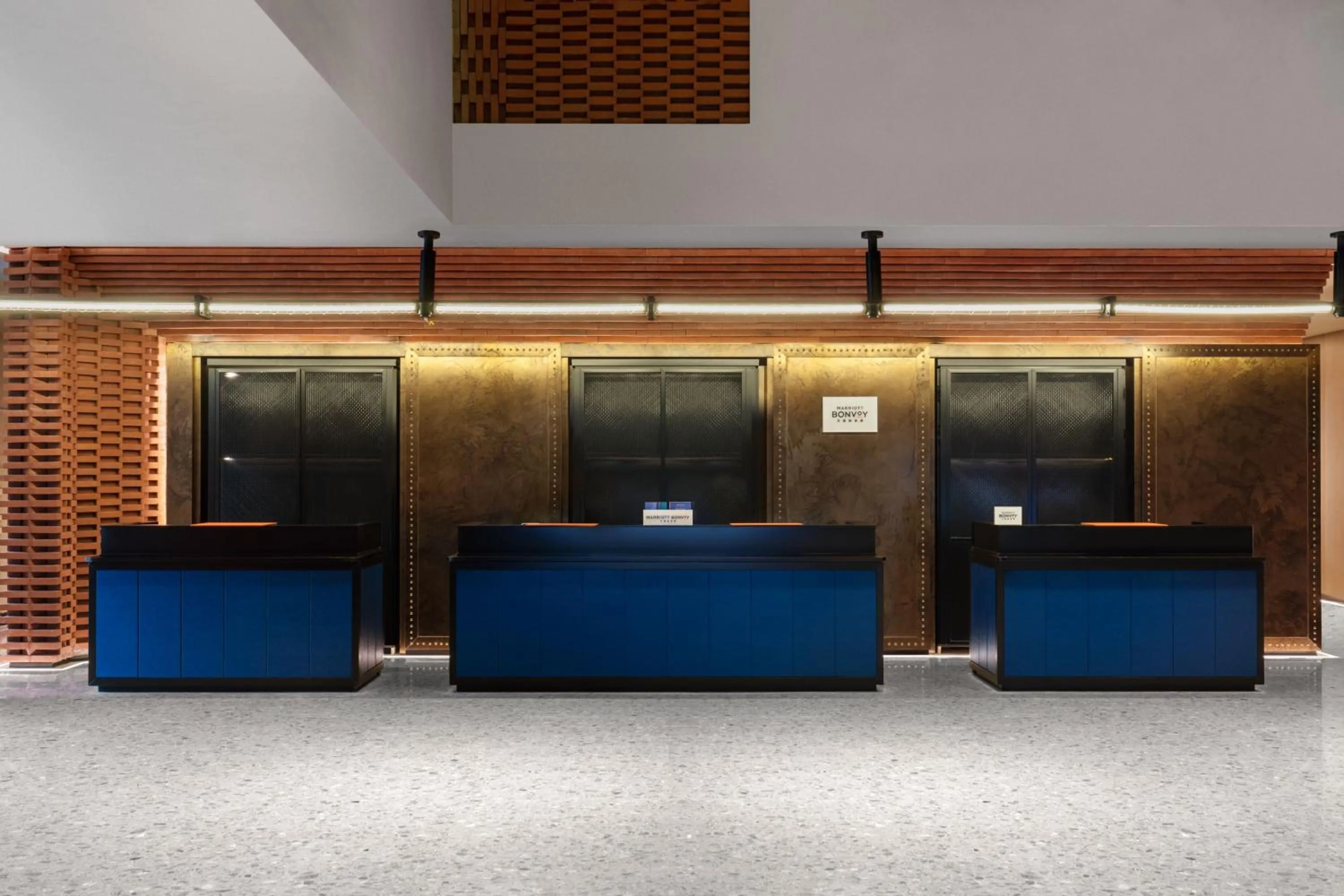 Lobby or reception in Four Points by Sheraton Chongqing, Yongchuan