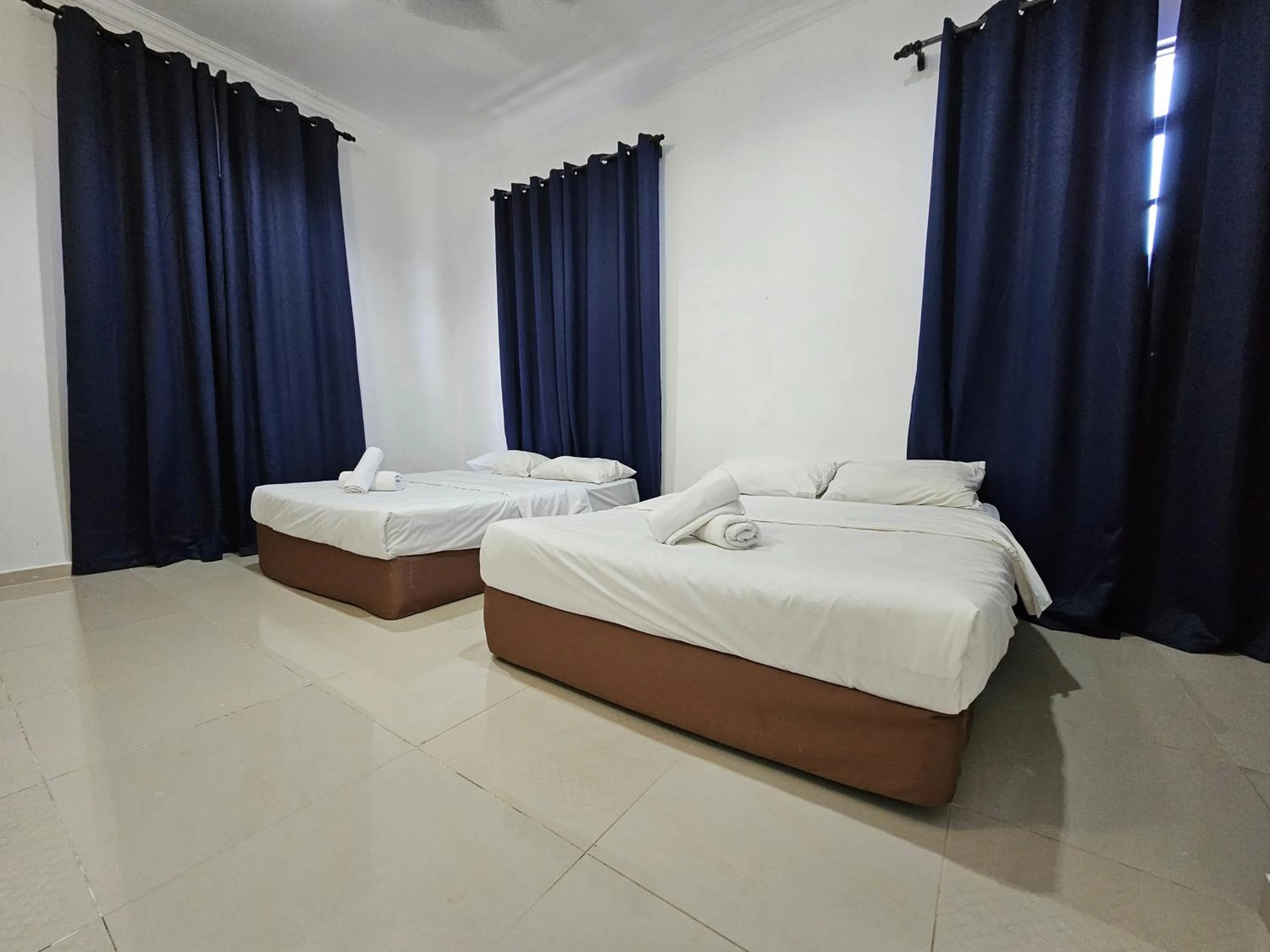 View (from property/room), Bed in RVH Kuala Terengganu