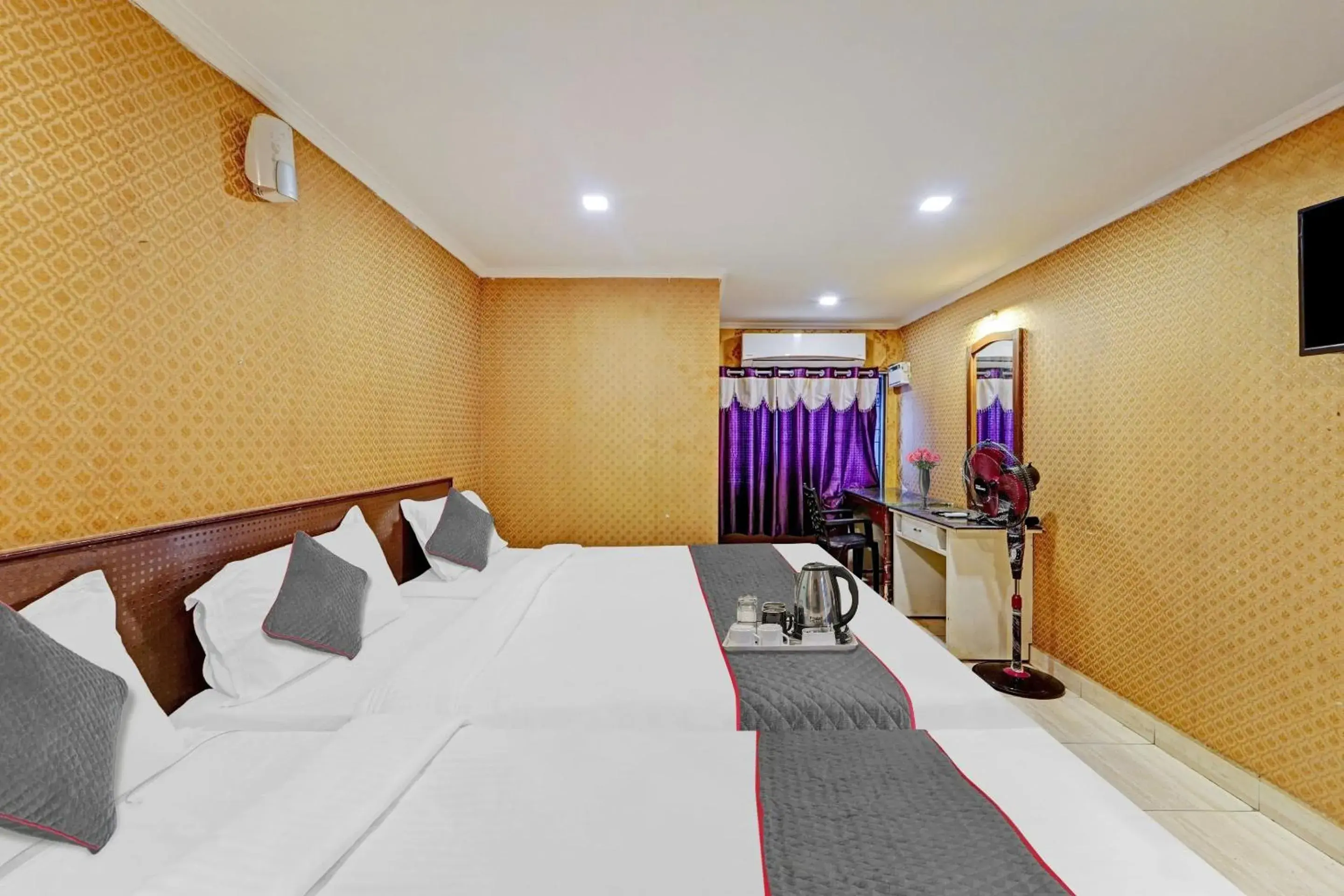 Bedroom, Bed in Collection O Pride Hospitality US Consulate Bedroom, Bed in Collection O Pride Hospitality US Consulate