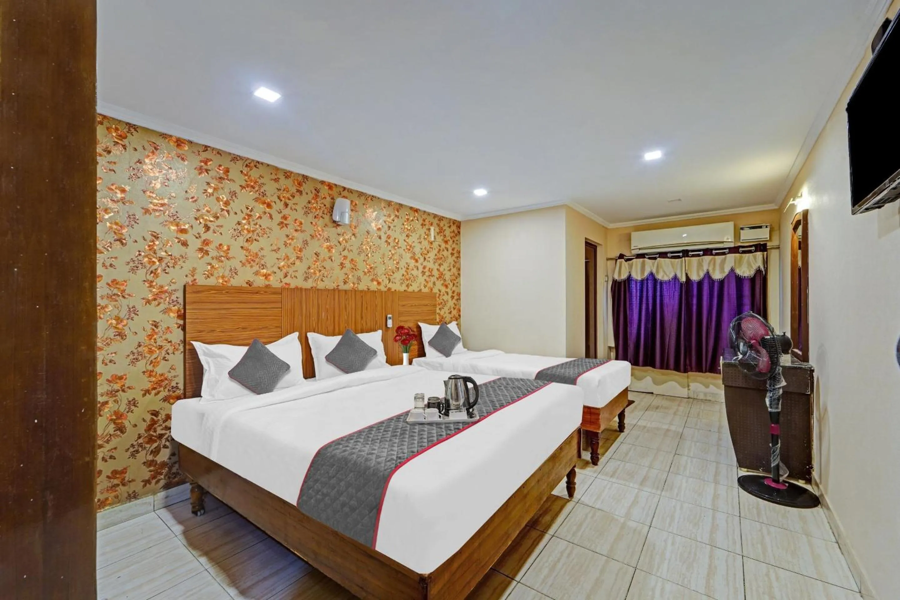 Bedroom, Bed in Collection O Pride Hospitality US Consulate