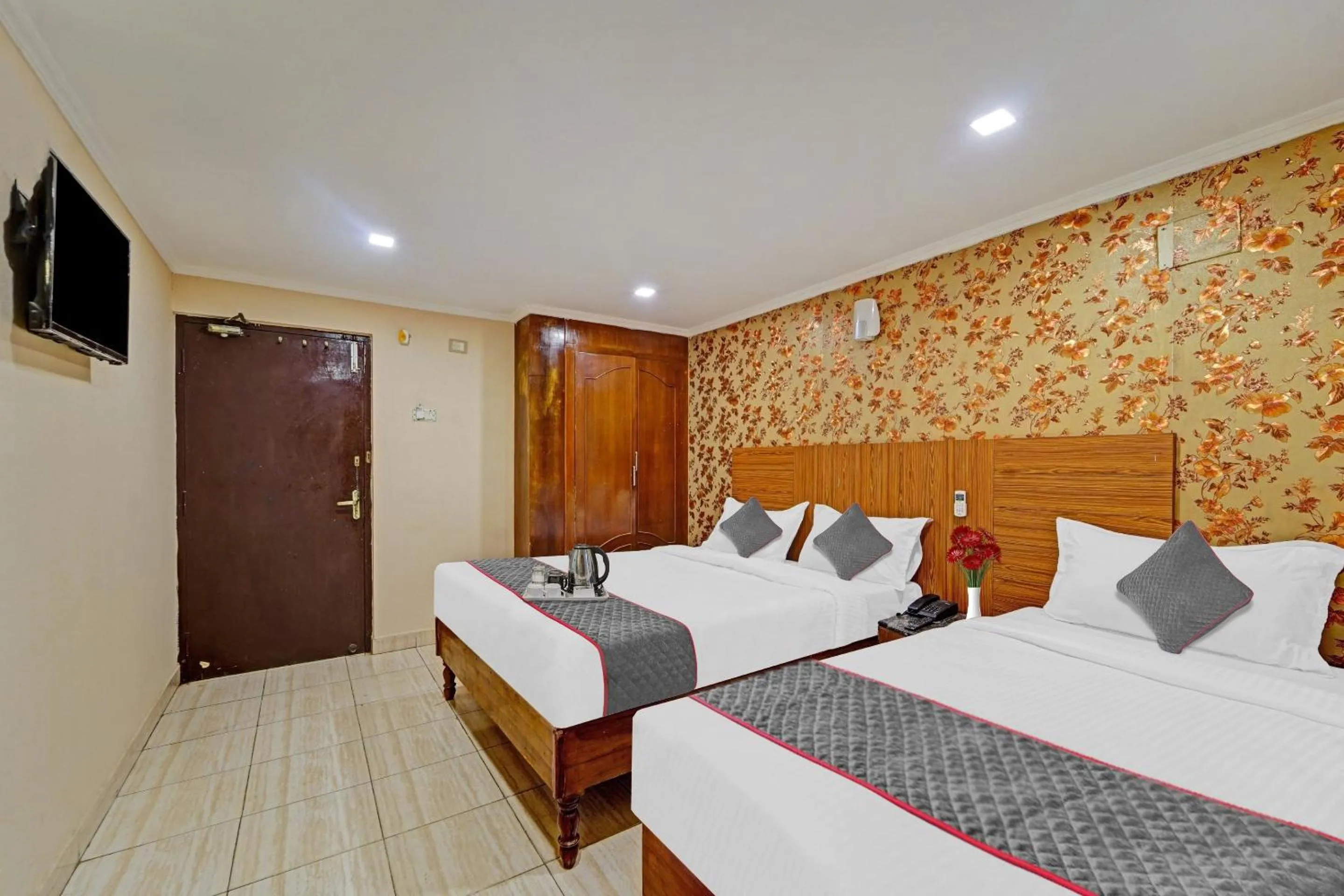 Bedroom, Bed in Collection O Pride Hospitality US Consulate