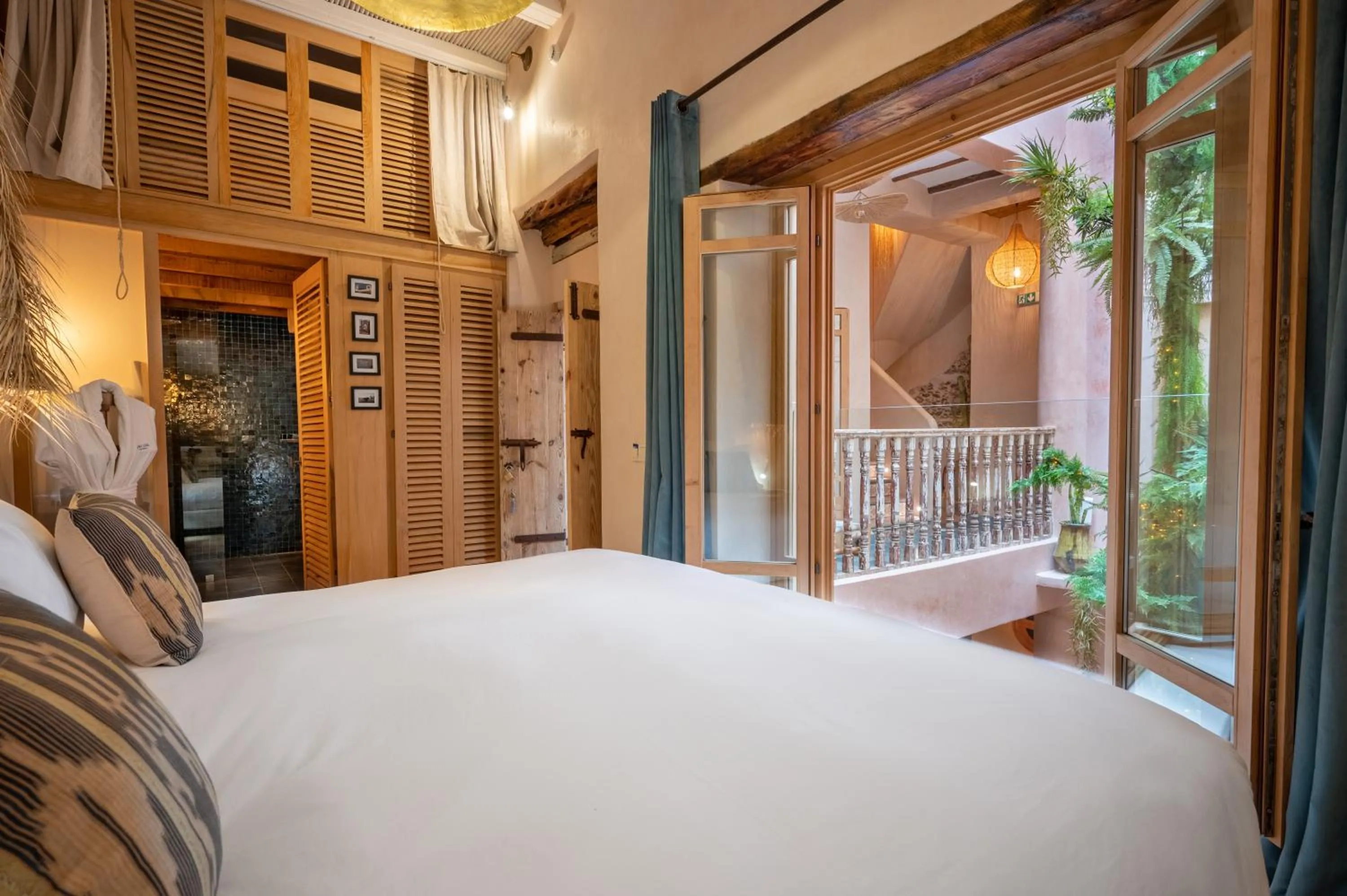 Mama Lova Hôtel, Riad, Restaurant & Spa