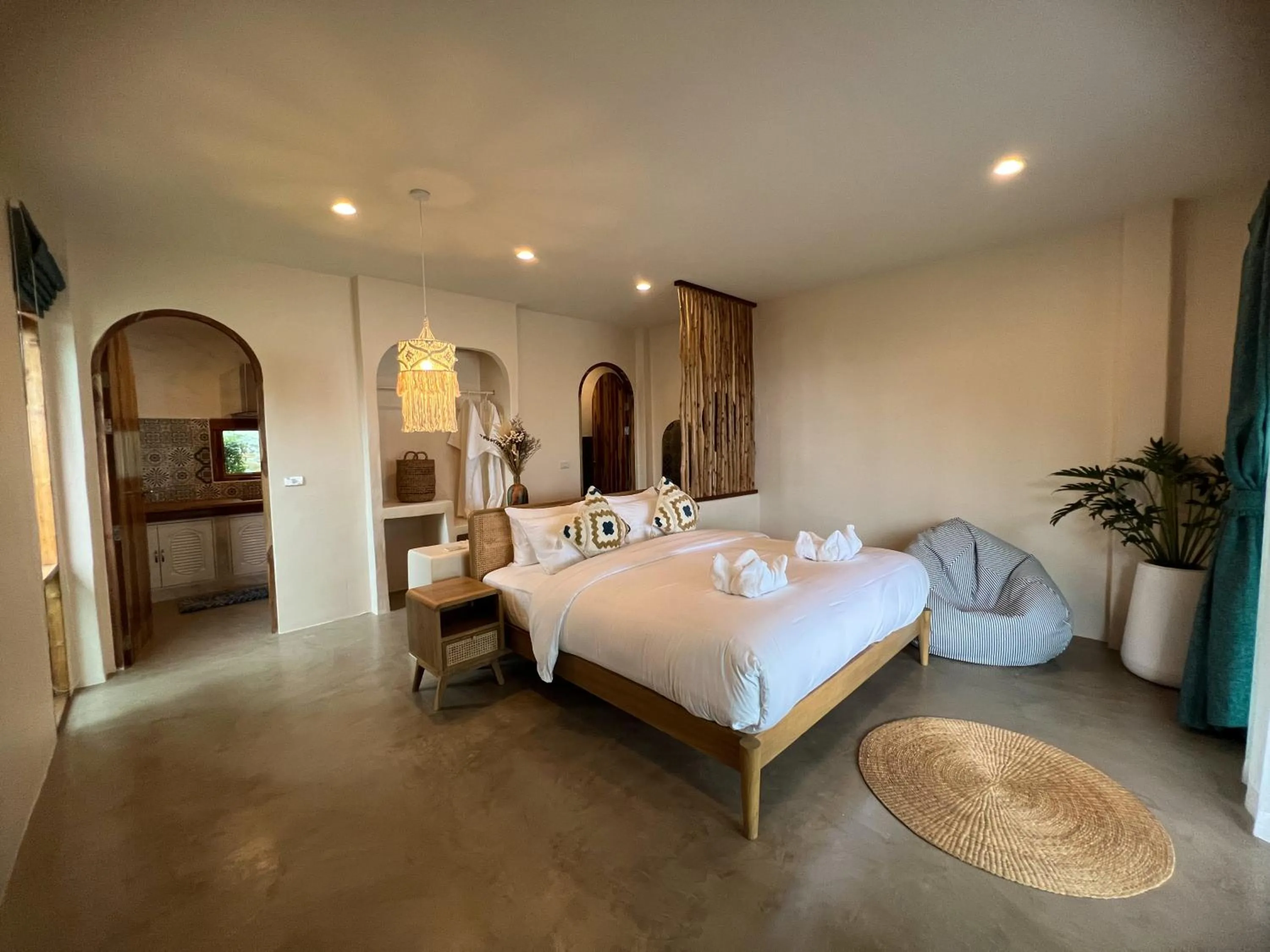 Bed in Siam Cookies Cottage