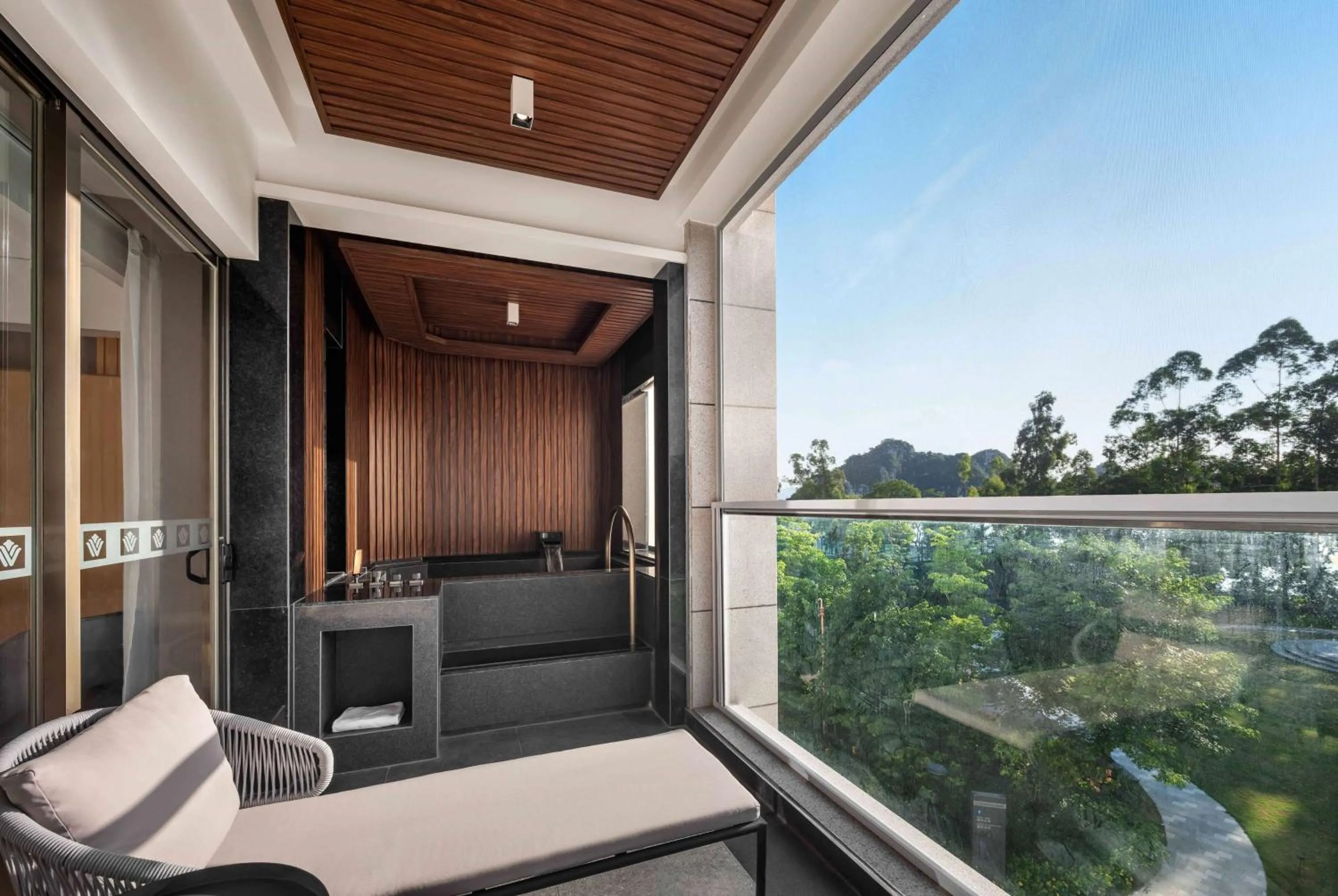 Photo of the whole room in Wyndham Grand Zhaoqing Downtown