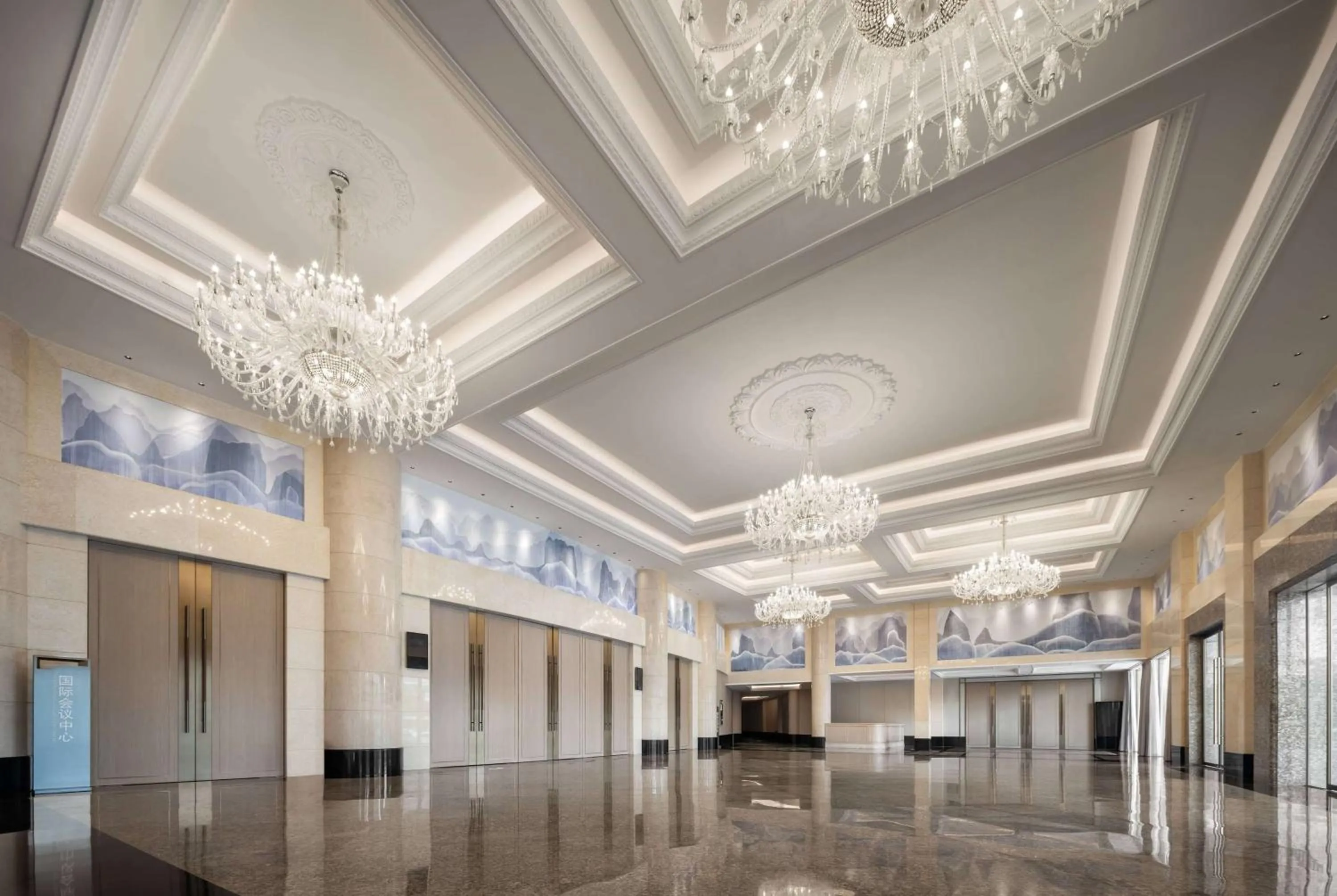 Lobby or reception in Wyndham Grand Zhaoqing Downtown