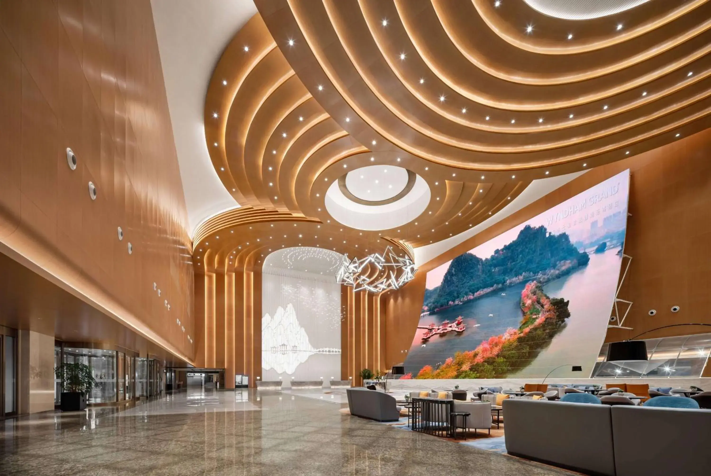 Lobby or reception in Wyndham Grand Zhaoqing Downtown Lobby or reception in Wyndham Grand Zhaoqing Downtown