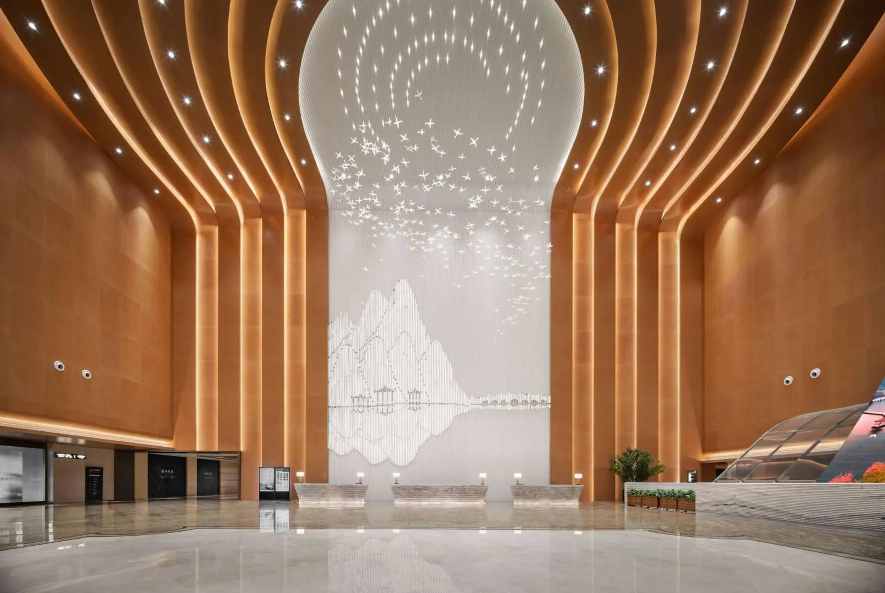 Lobby or reception in Wyndham Grand Zhaoqing Downtown Lobby or reception in Wyndham Grand Zhaoqing Downtown