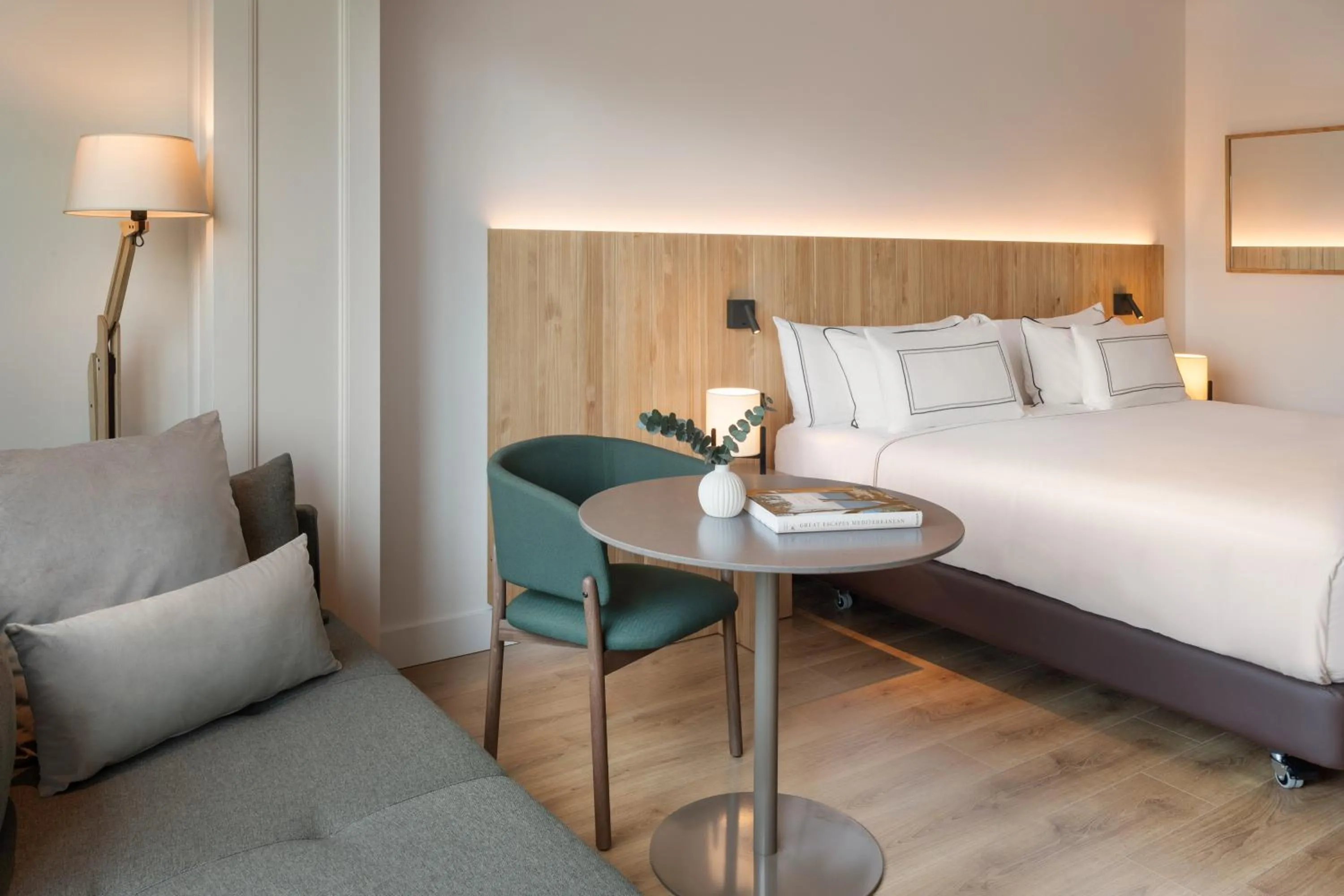 Bed in Melia Barajas