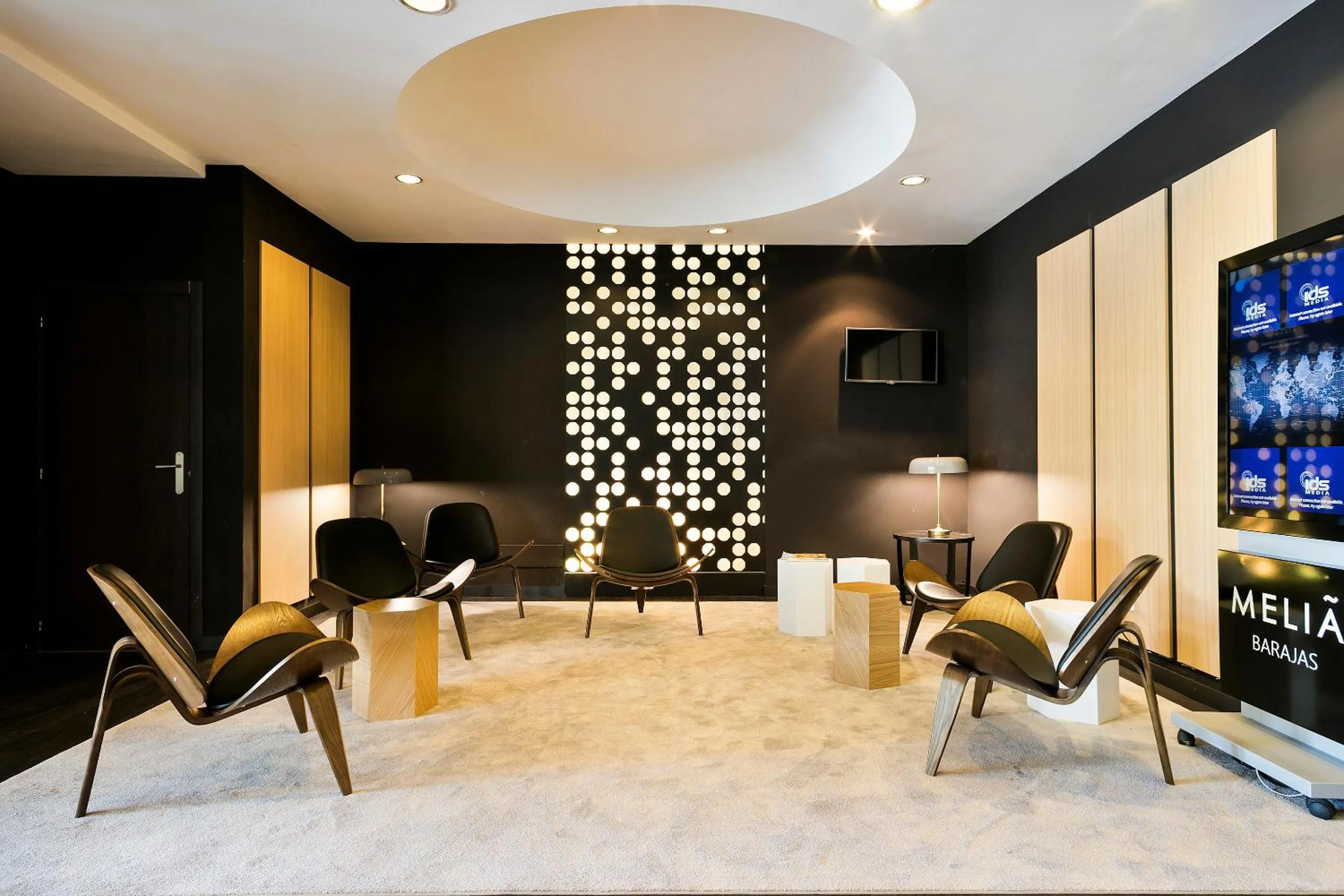 Lobby or reception in Melia Barajas