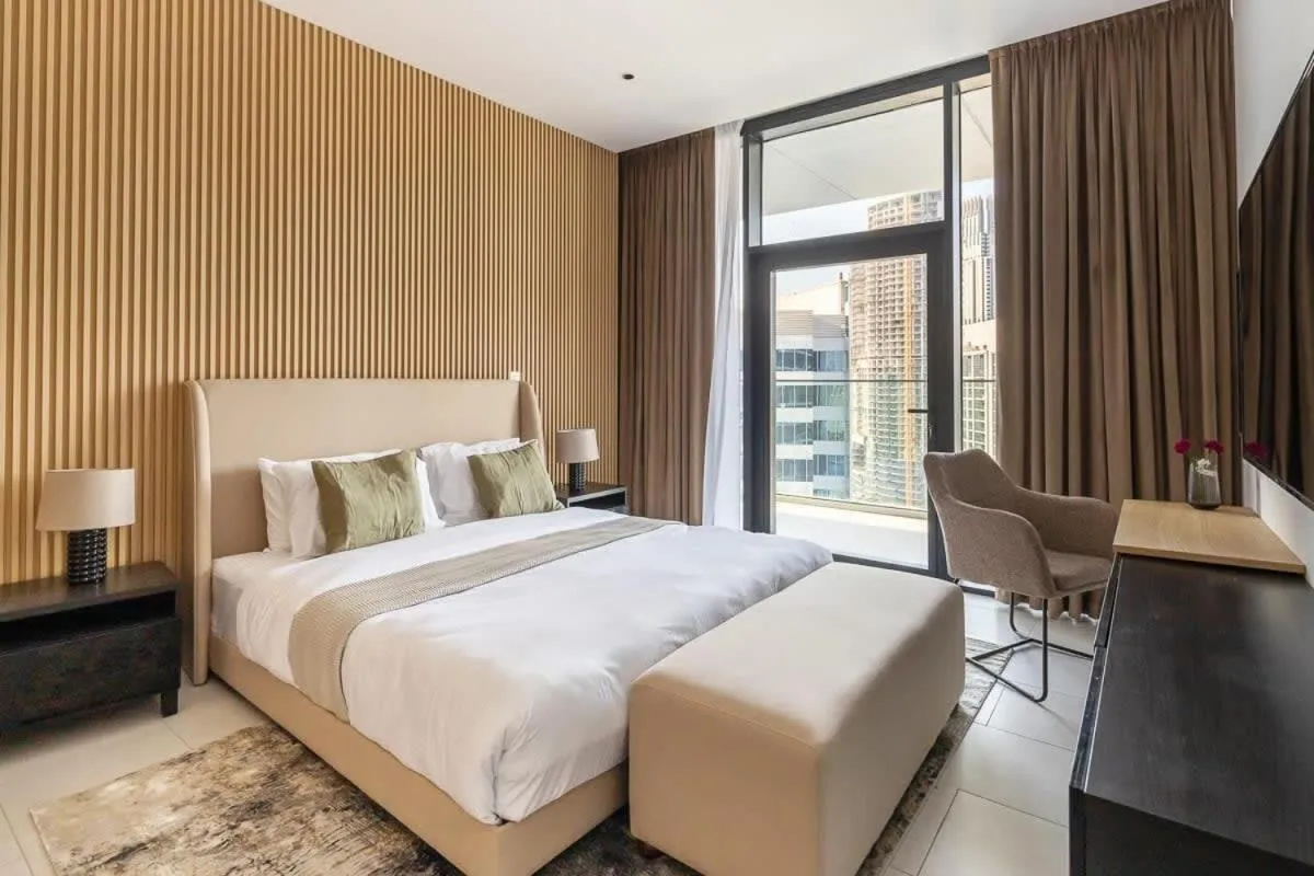 Frank Porter - Marquise Square