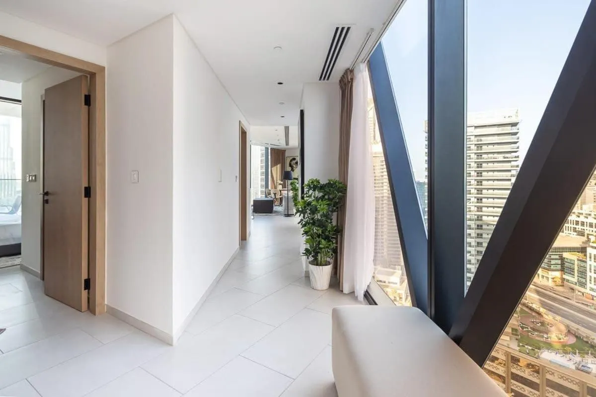 Frank Porter - Marquise Square