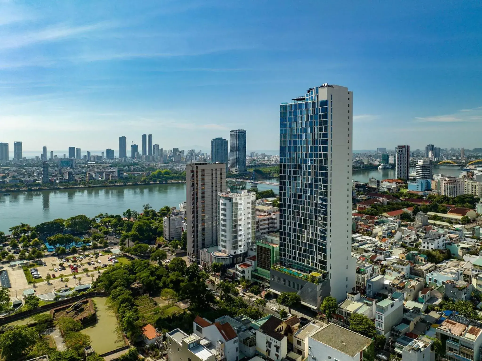 Property building in Crowne Plaza Danang City Centre by IHG Property building in Crowne Plaza Danang City Centre by IHG