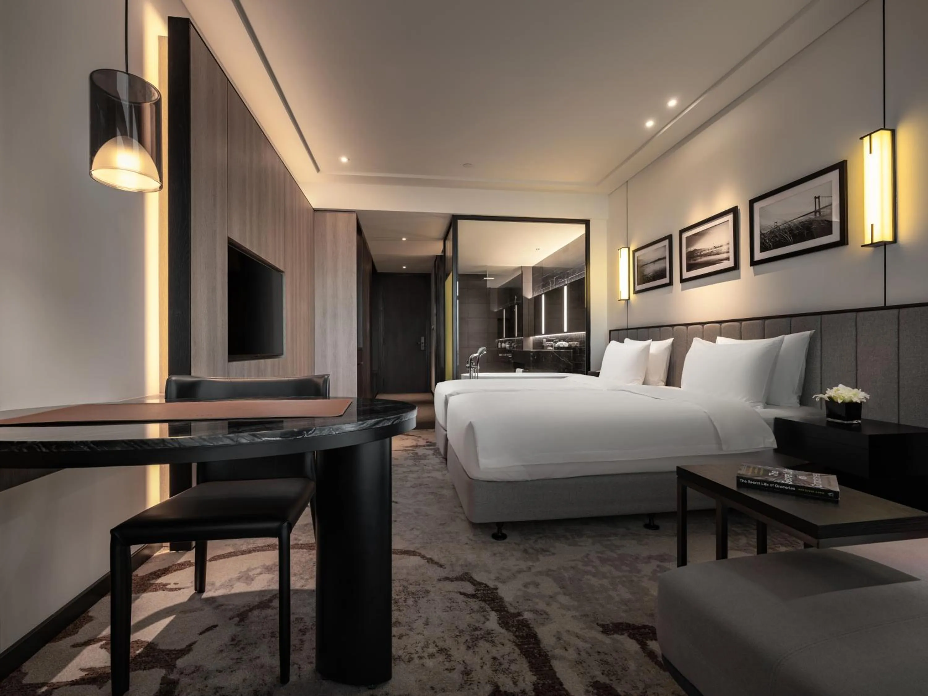 Bed in Crowne Plaza Danang City Centre by IHG