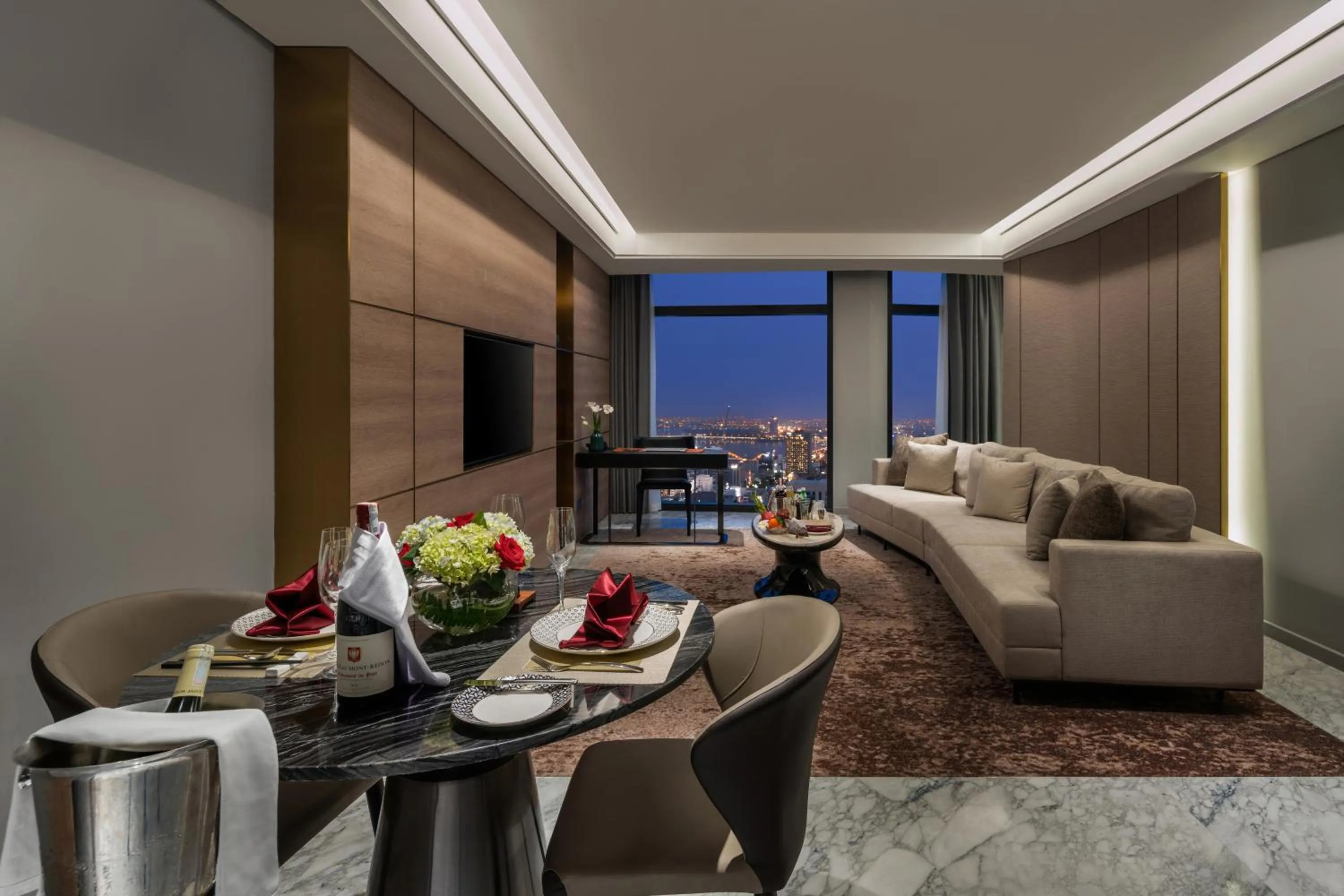 Living room in Crowne Plaza Danang City Centre by IHG