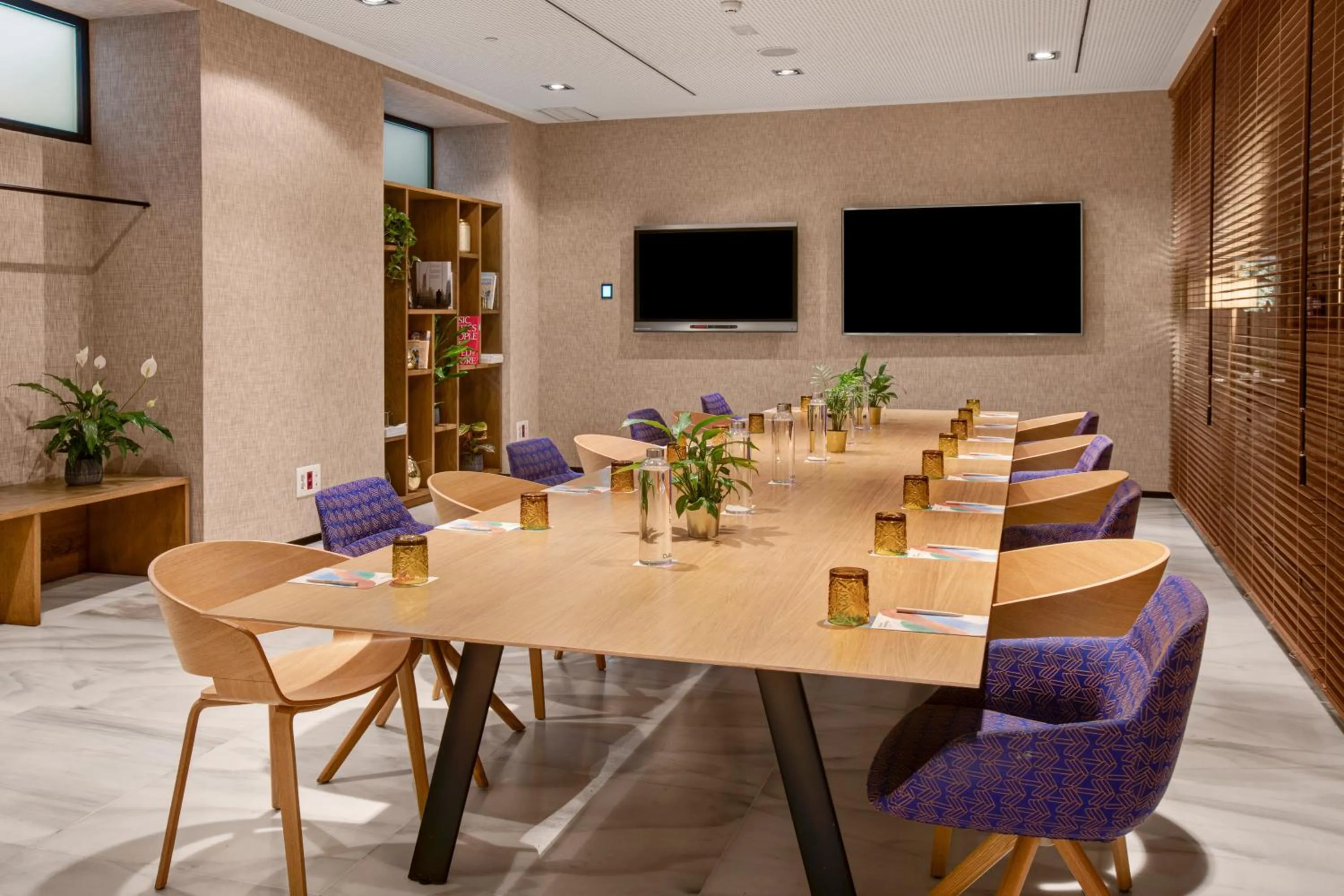 Meeting/conference room in Melia Madrid Serrano