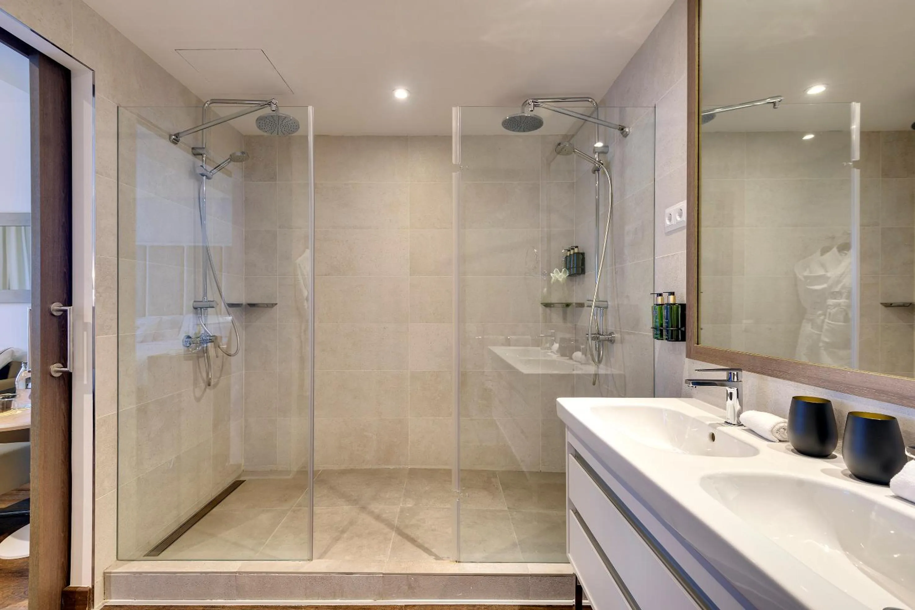 Bathroom in Melia Madrid Serrano