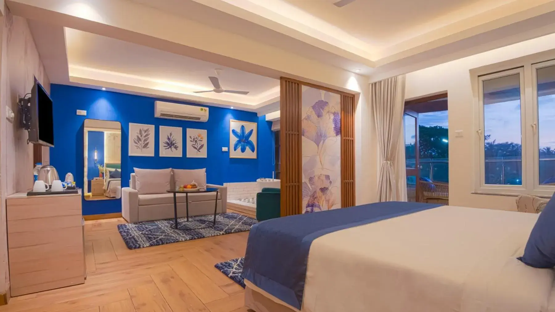 Suite with Hot Tub in Le Seasons Resort Suite with Hot Tub in Le Seasons Resort