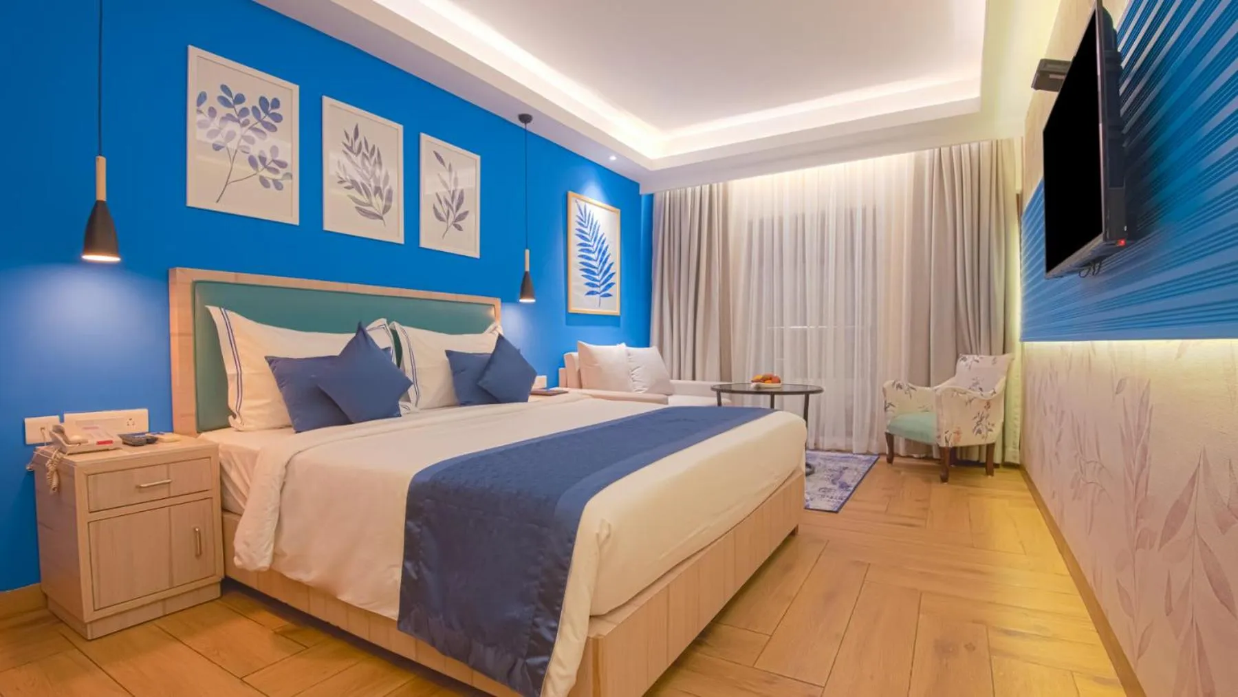 Bed in Le Seasons Resort