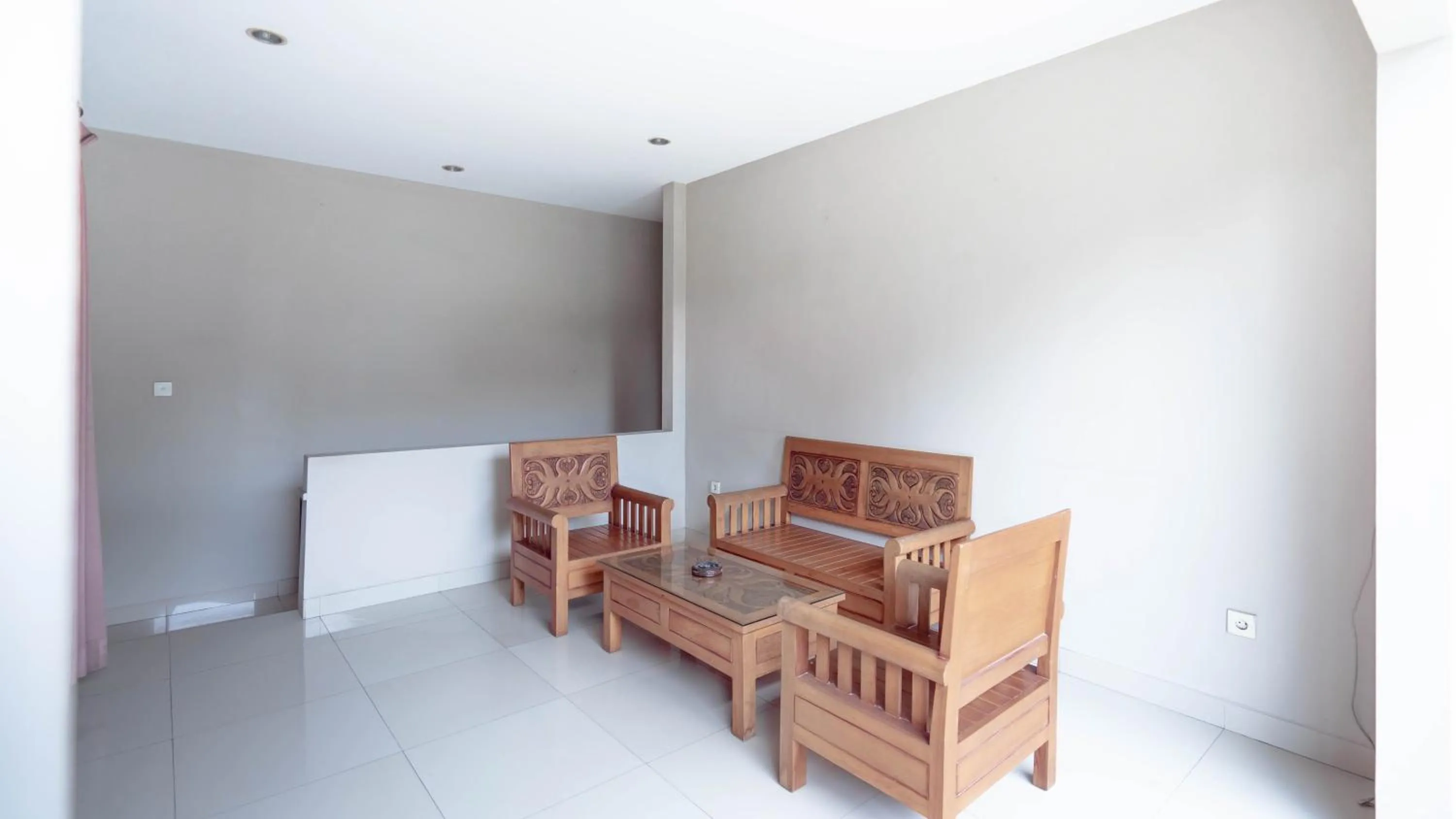 Seating area in The Lavana Bali Radiance Villa Canggu