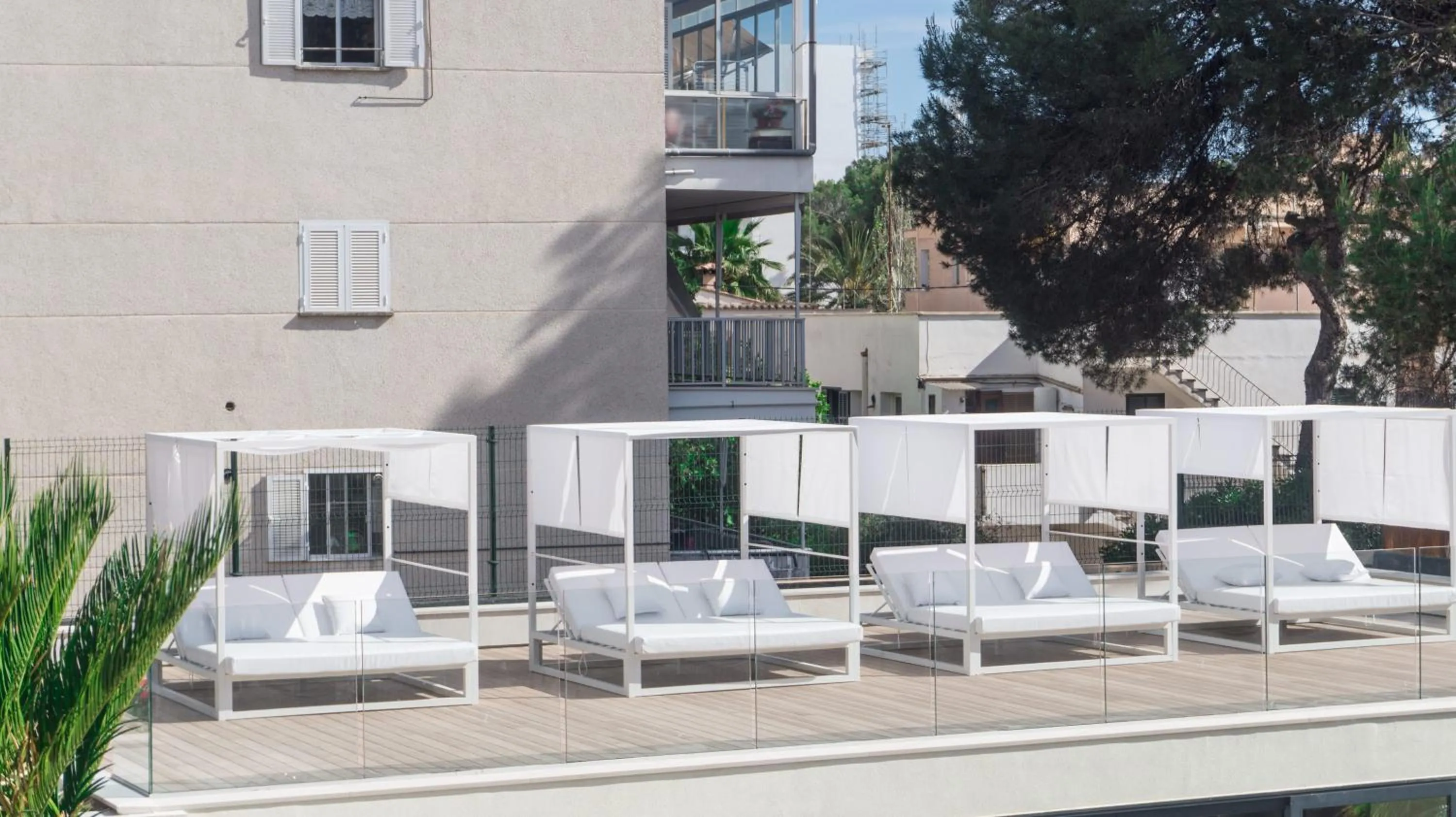 Swimming pool in Hotel Paradiso Garden