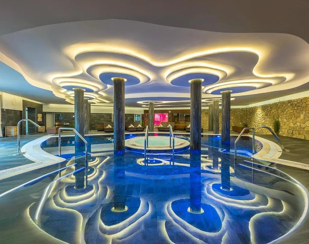 Swimming pool in Pure Salt Port Adriano - Adults Only