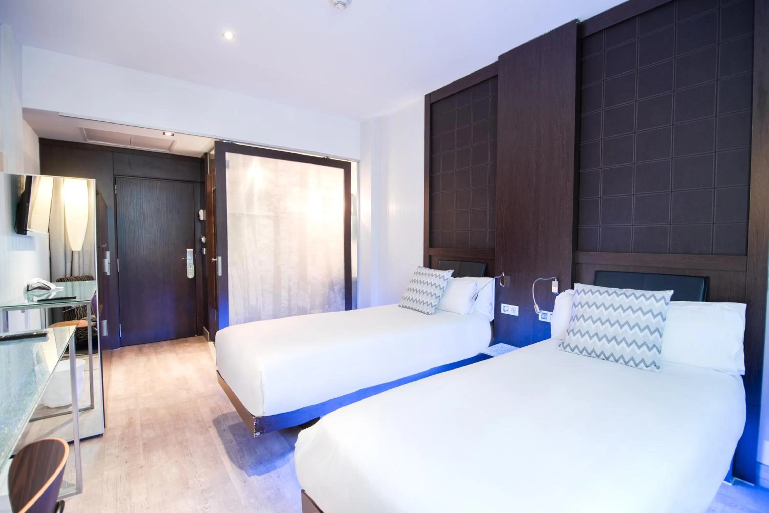 Bedroom, Bed in Petit Palace President Castellana