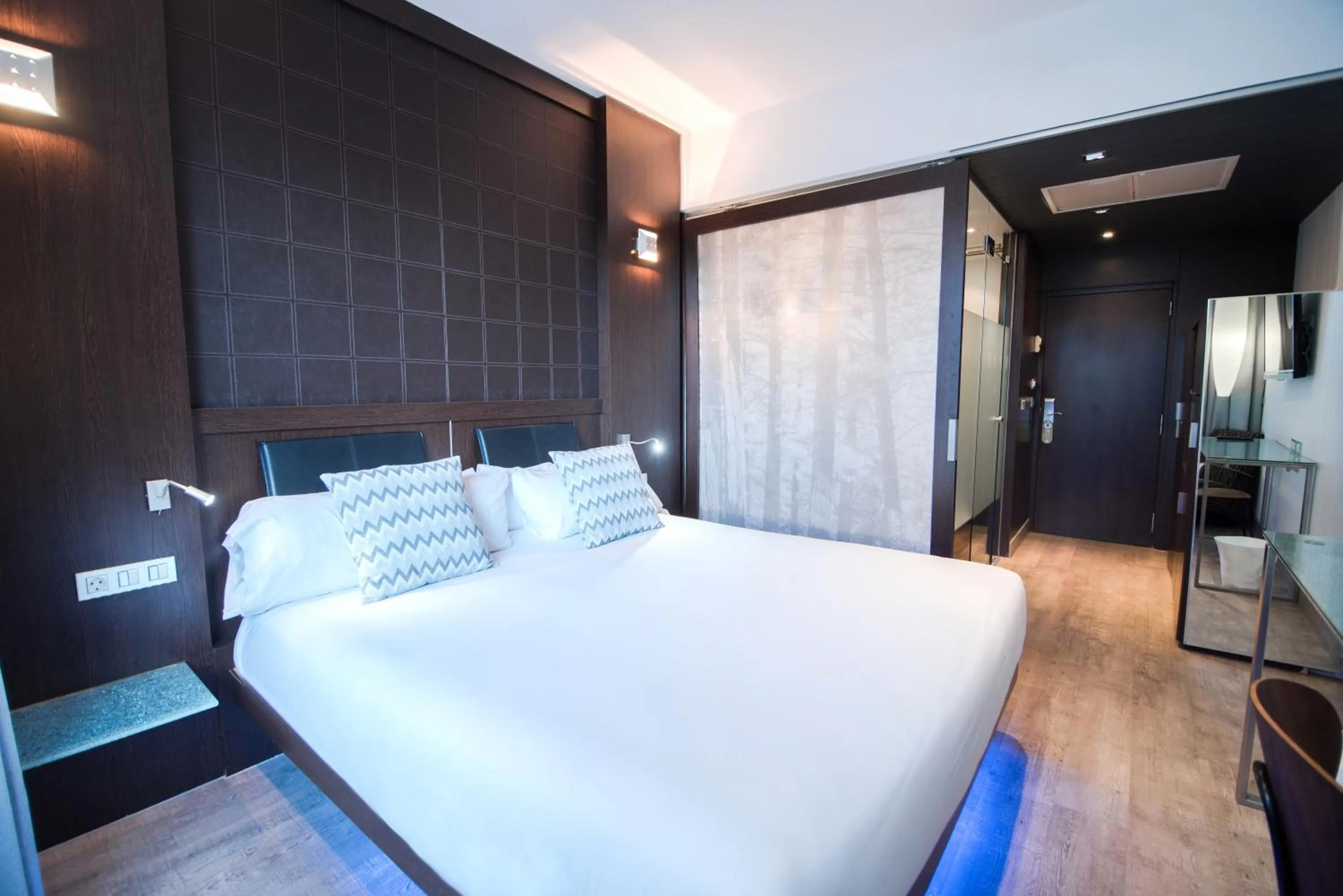 Bedroom, Bed in Petit Palace President Castellana