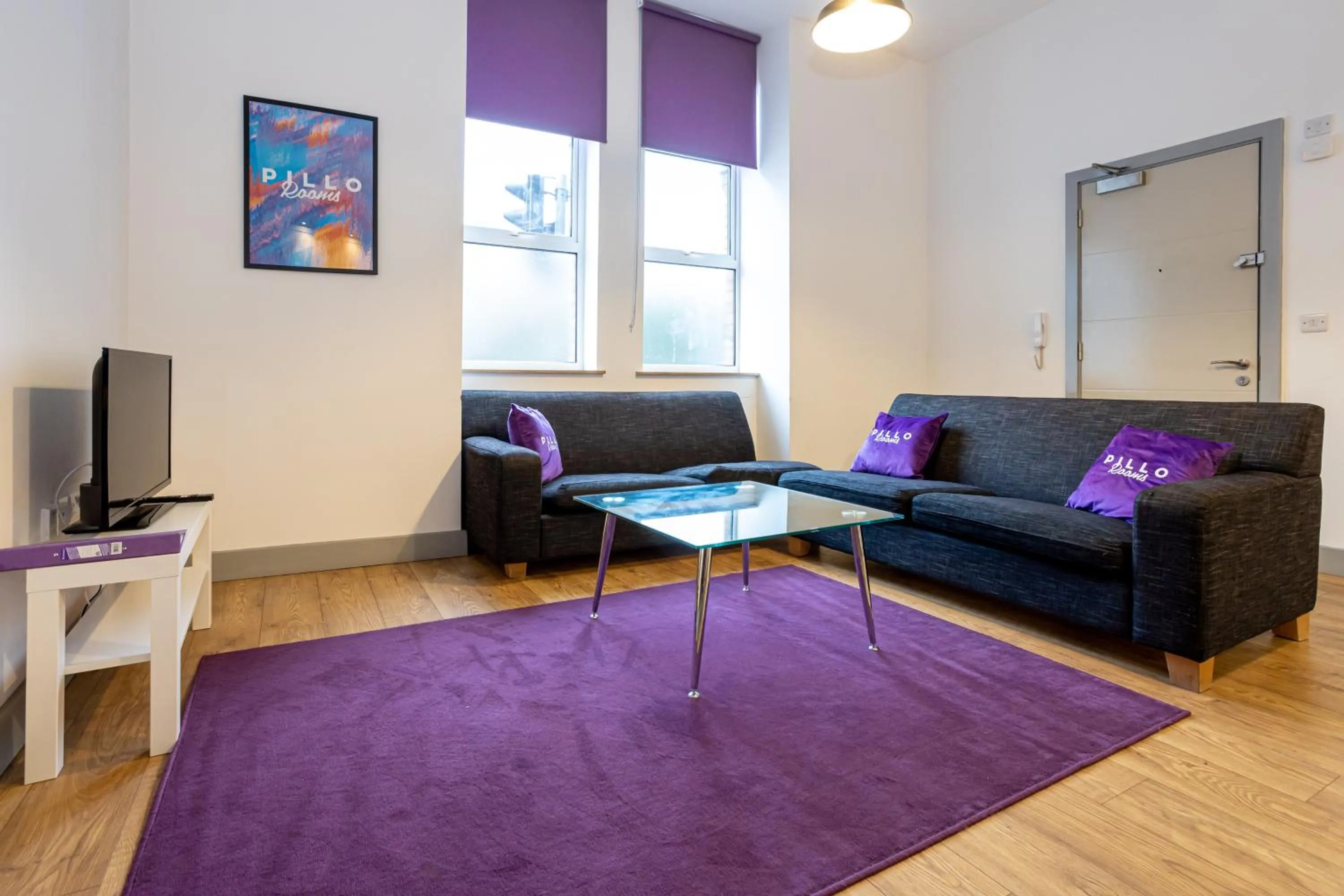Pillo Rooms Serviced Apartments - Salford