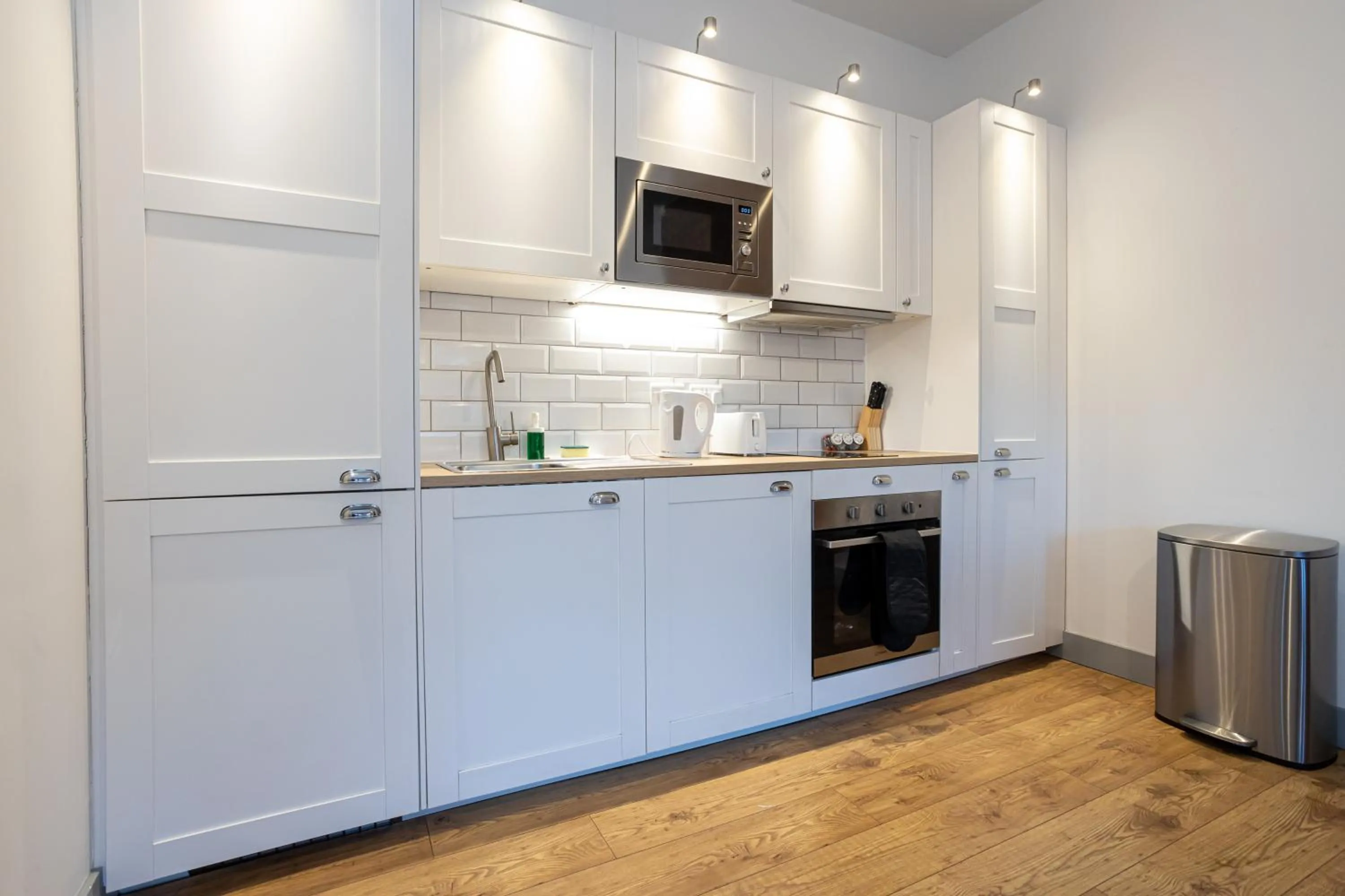 Pillo Rooms Serviced Apartments - Salford