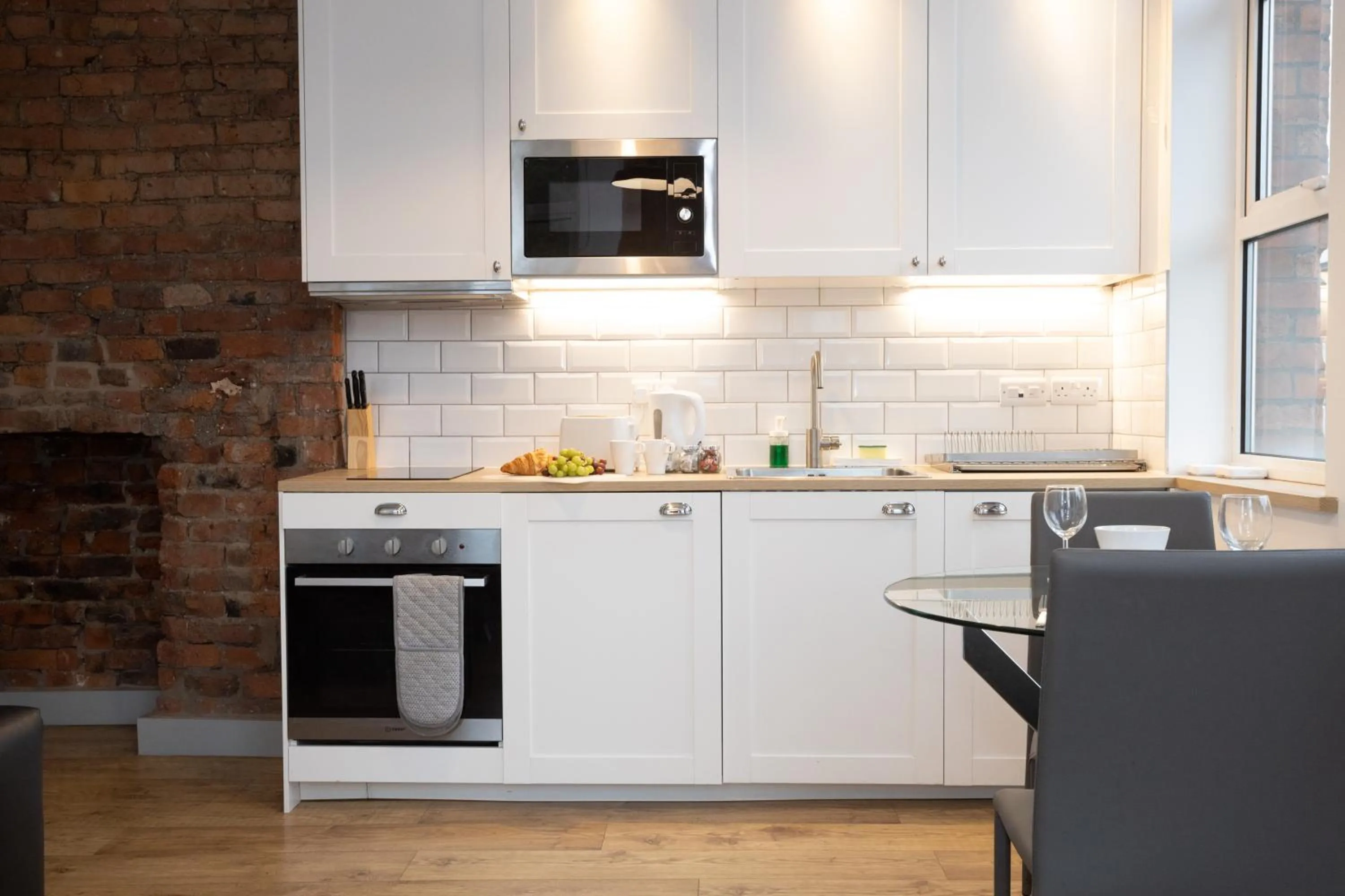 Pillo Rooms Serviced Apartments - Salford