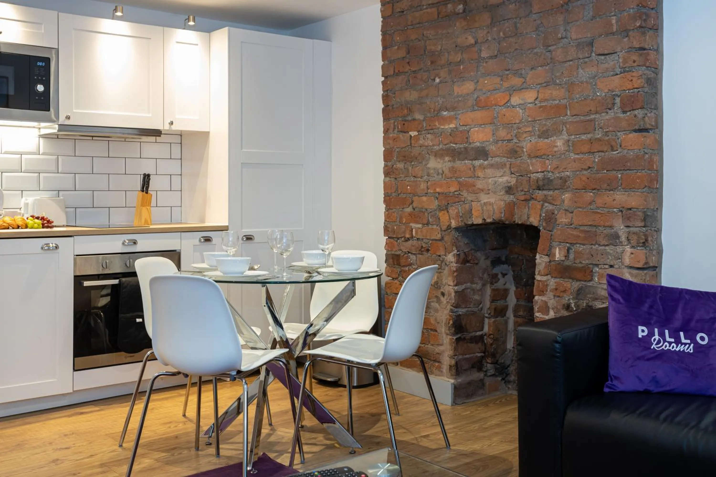 Pillo Rooms Serviced Apartments - Salford