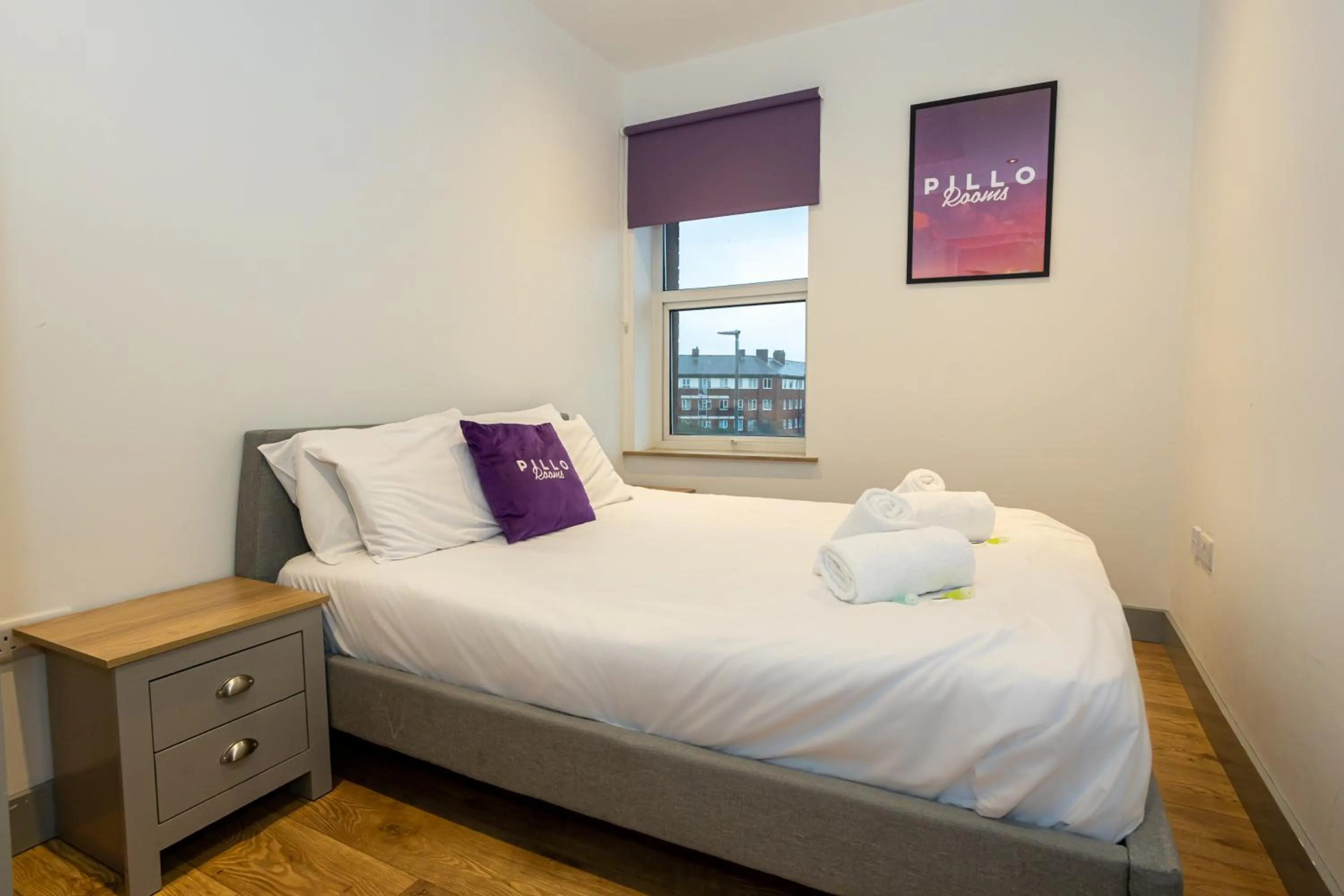 Bed in Pillo Rooms Serviced Apartments - Salford