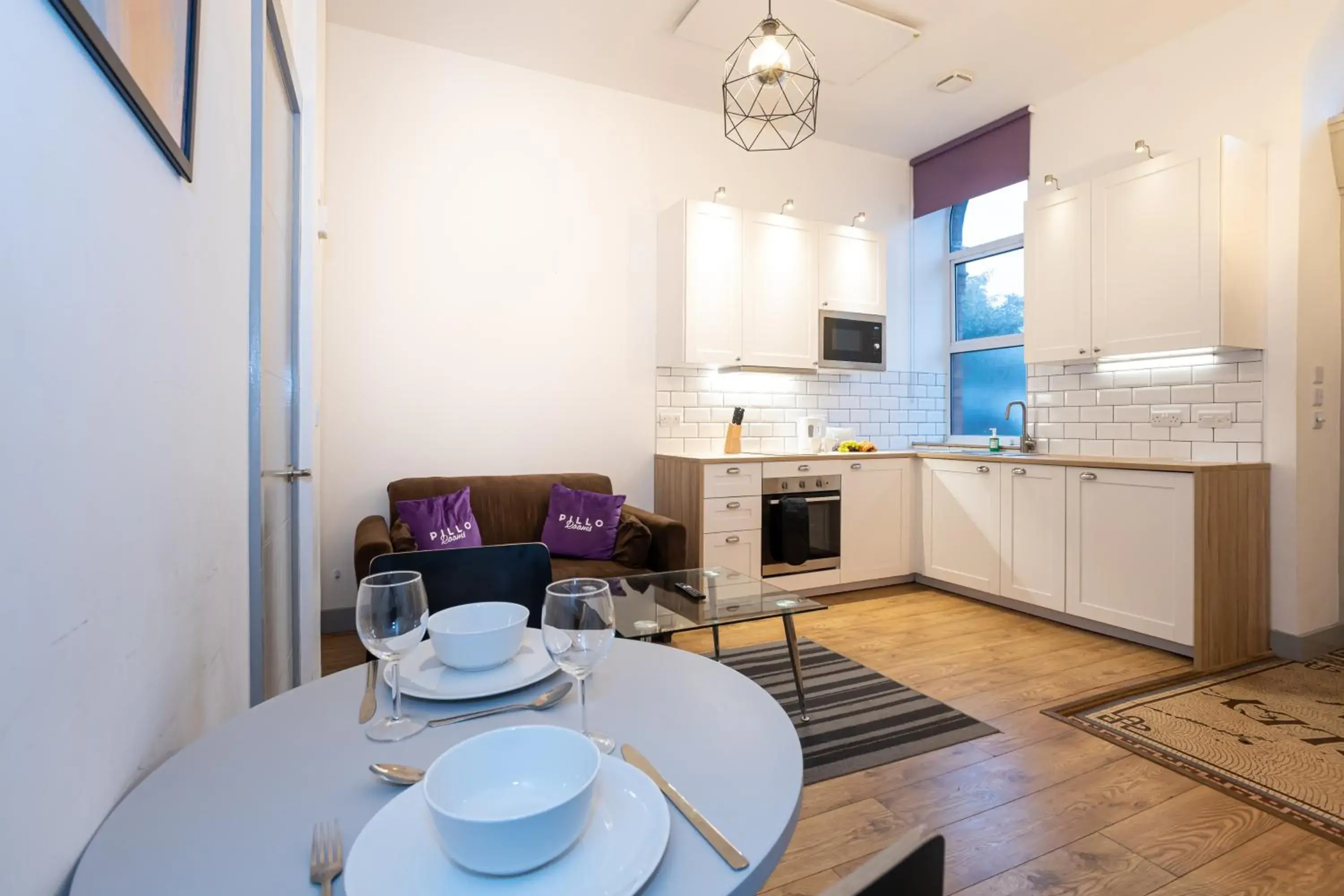 Apartment - Ground Floor in Pillo Rooms Serviced Apartments - Salford Apartment - Ground Floor in Pillo Rooms Serviced Apartments - Salford