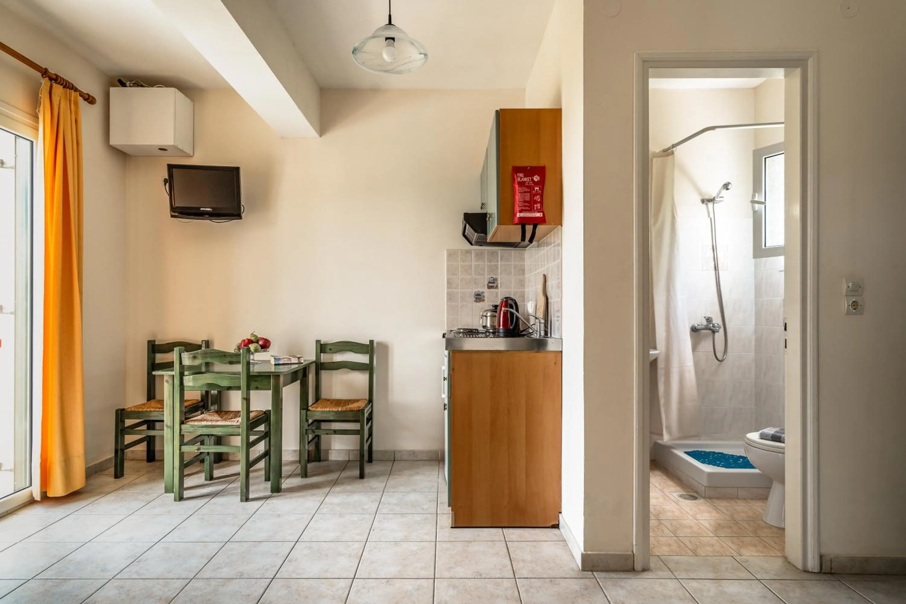 Property building in Anemona apartment 1