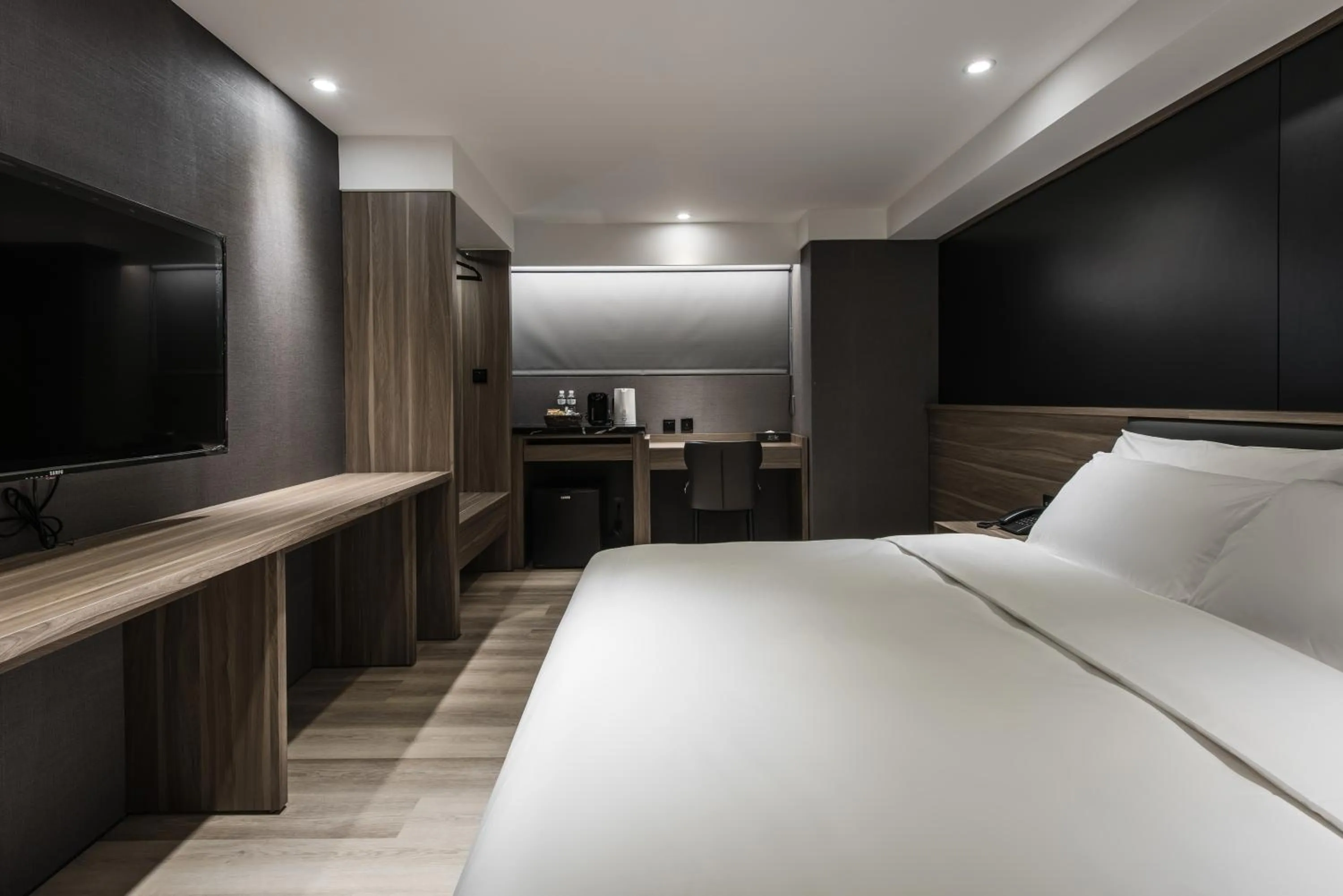 Bed in Autumn Willow Hotel